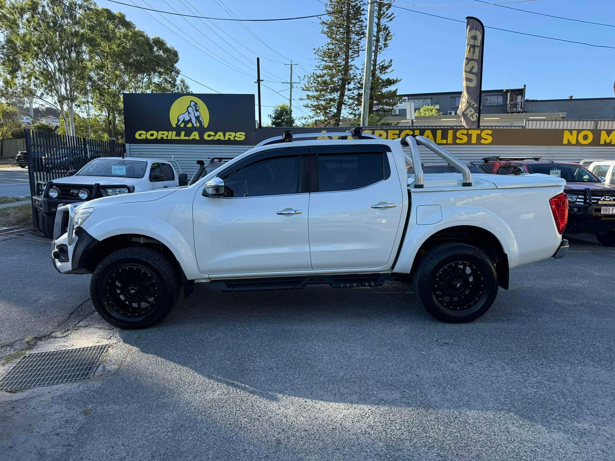 NISSAN NAVARA