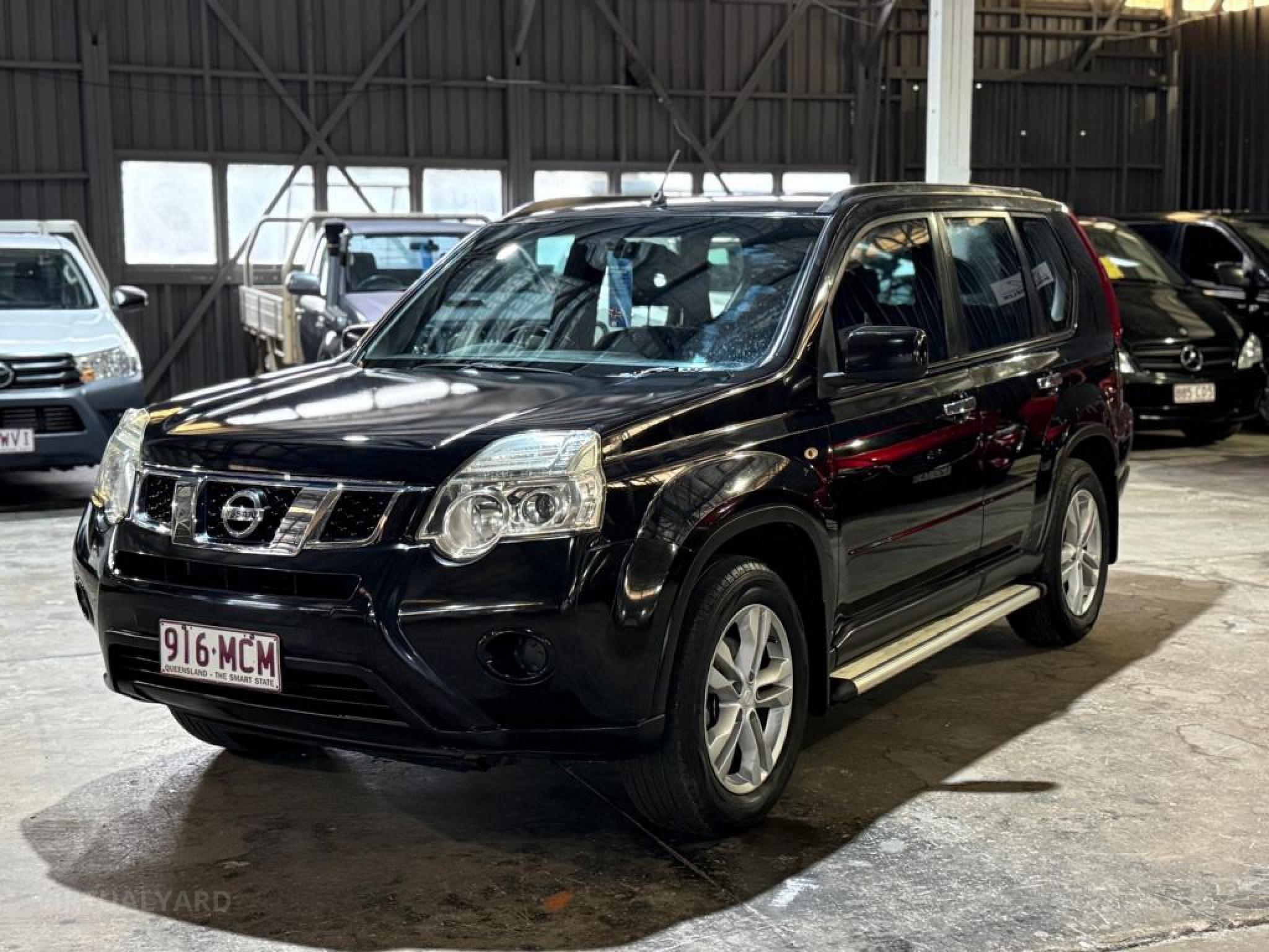 NISSAN X-TRAIL