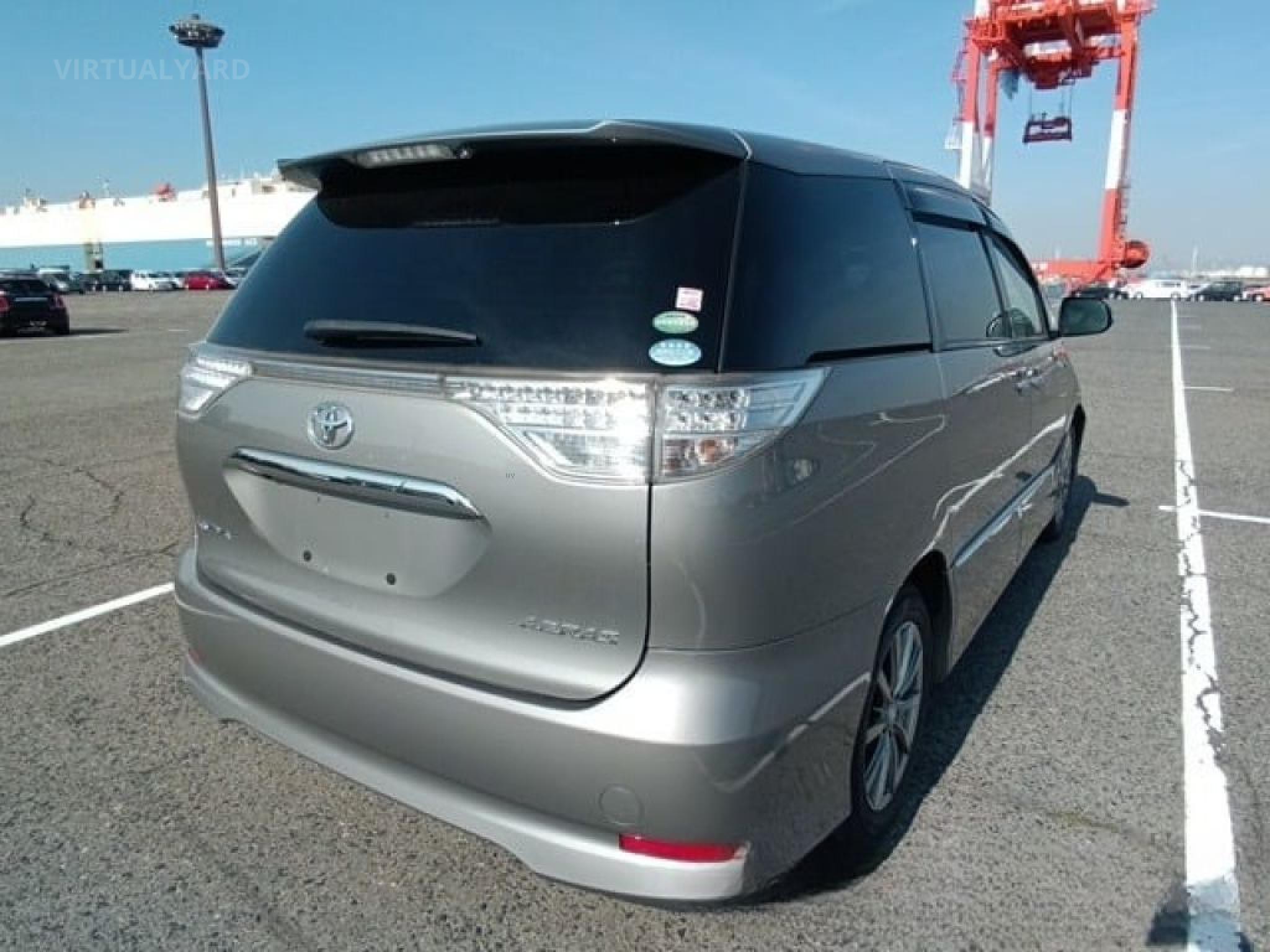 TOYOTA ESTIMA