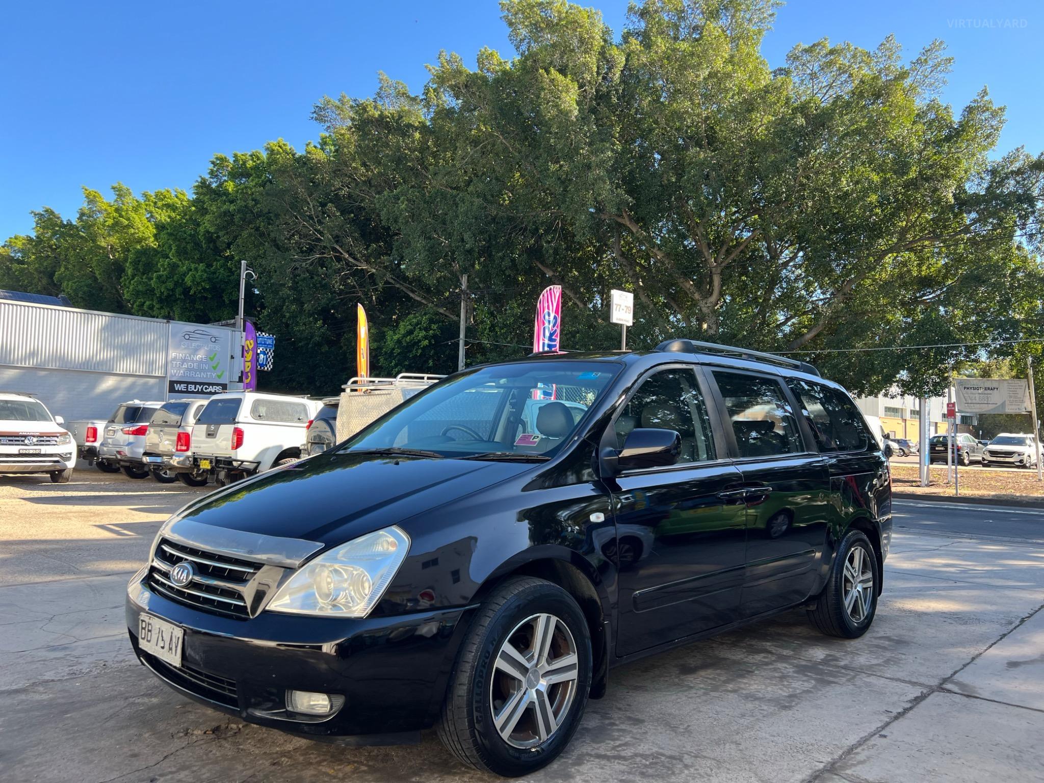KIA GRAND CARNIVAL