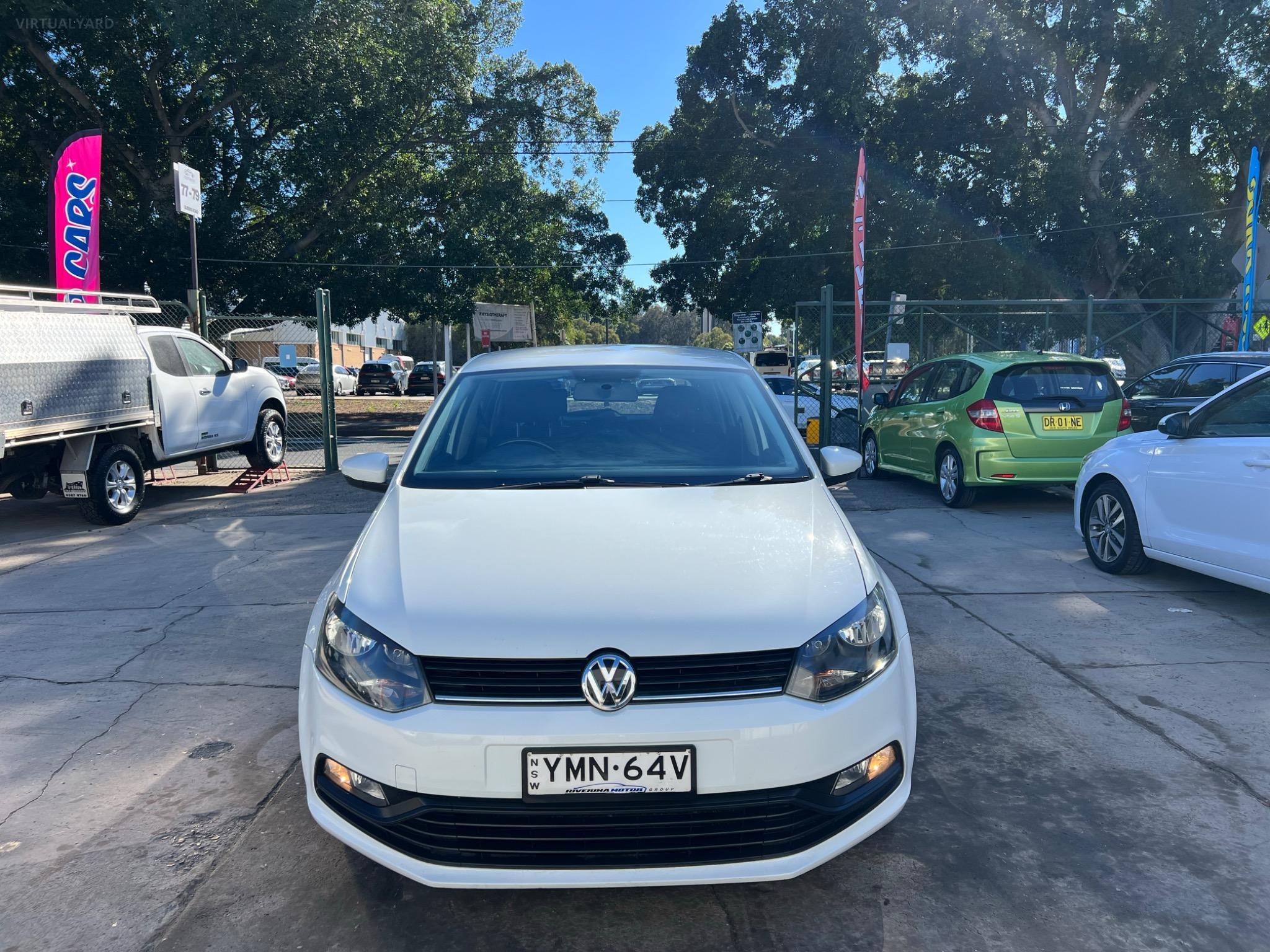 VOLKSWAGEN POLO