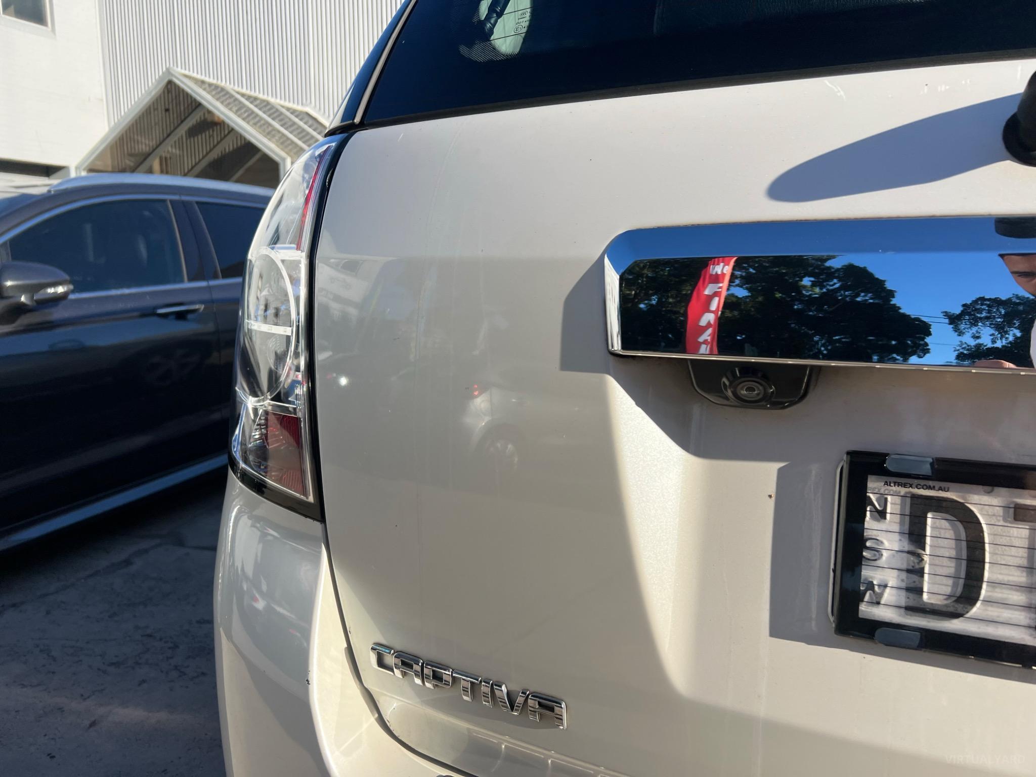HOLDEN CAPTIVA