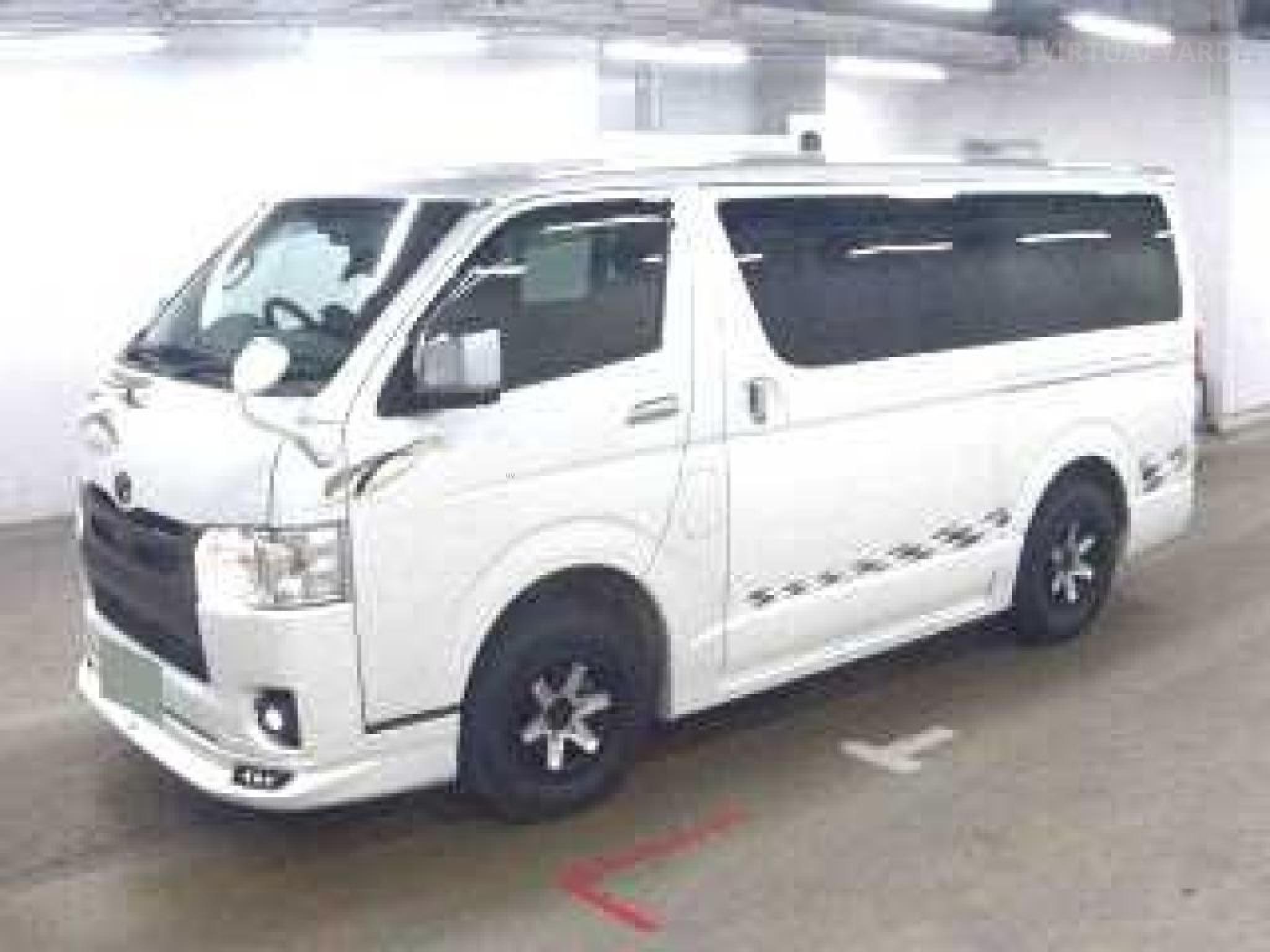 TOYOTA HIACE 4X4