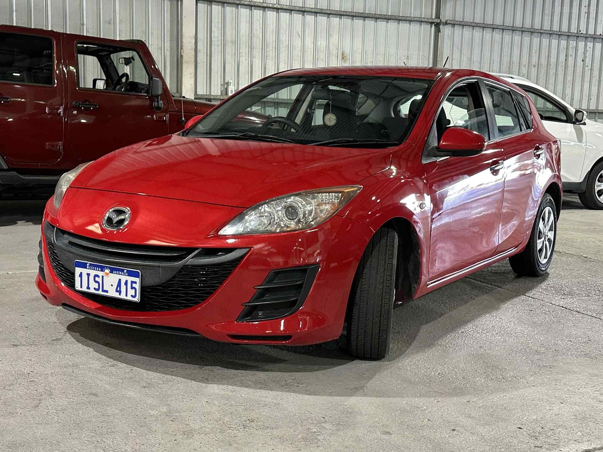 MAZDA MAZDA3