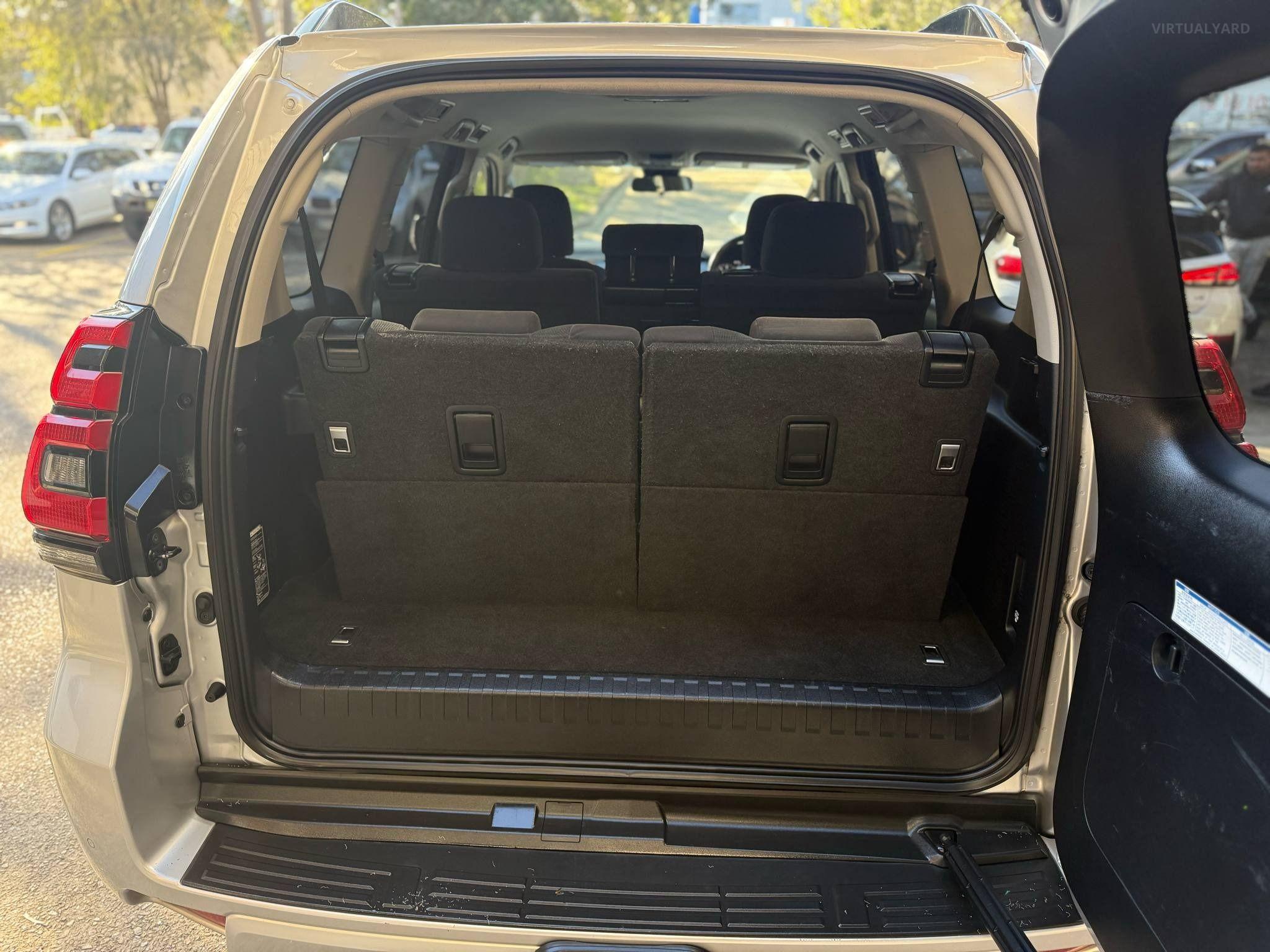 TOYOTA LANDCRUISER