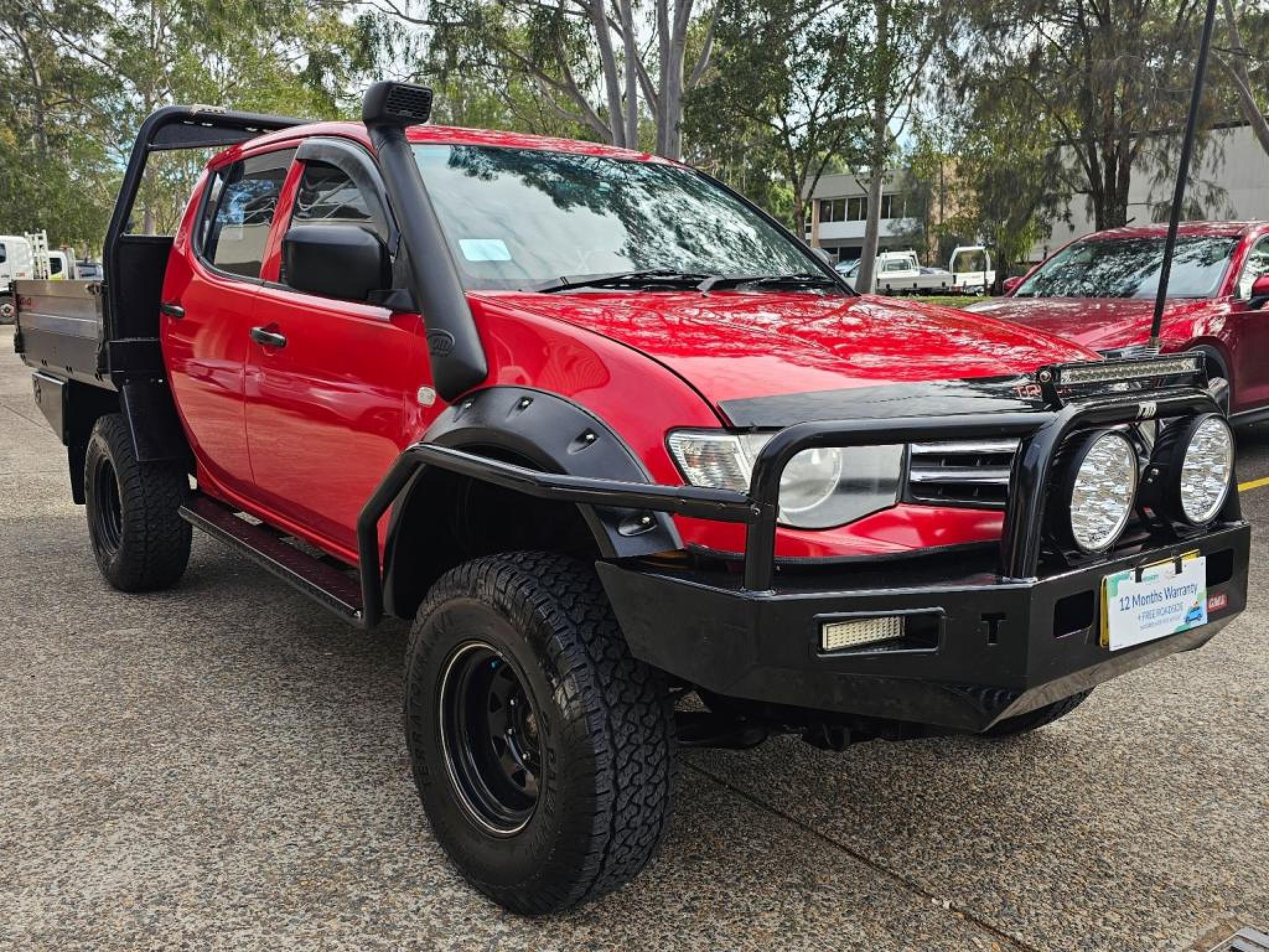 MITSUBISHI TRITON
