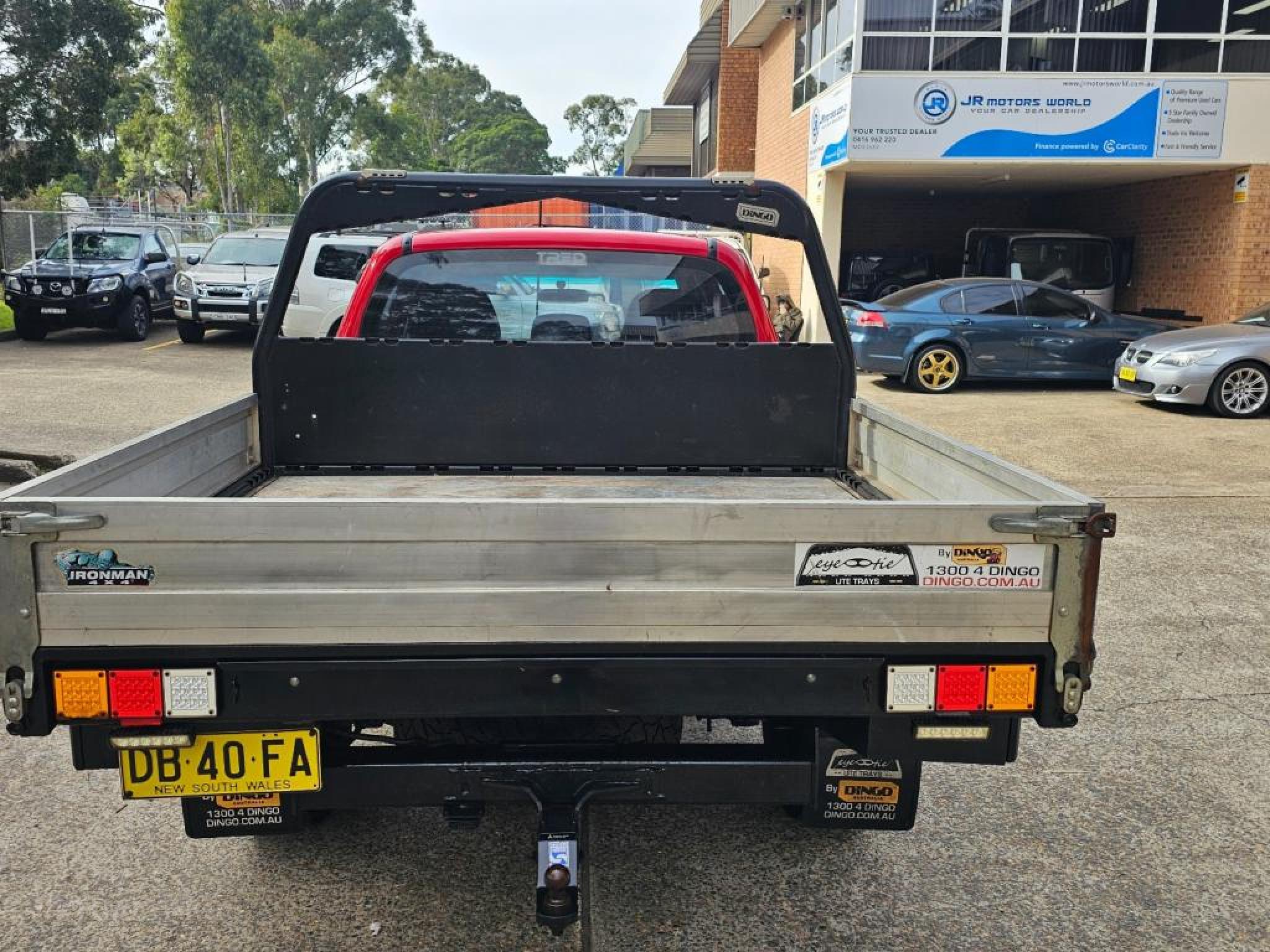 MITSUBISHI TRITON