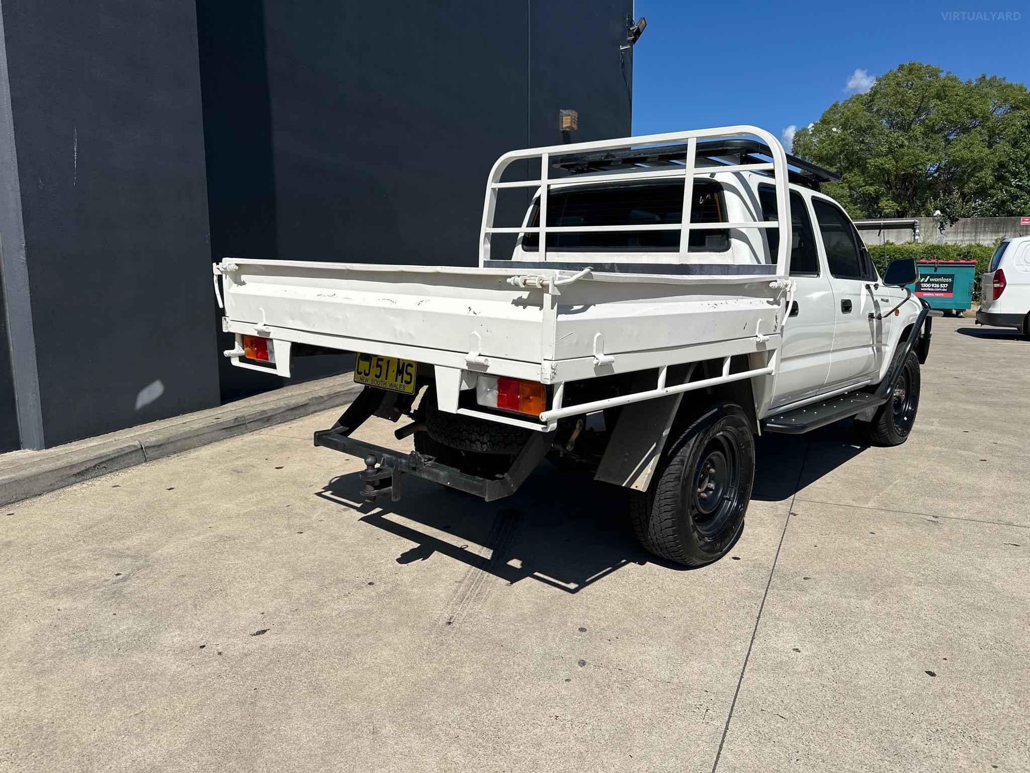 TOYOTA HILUX LN167R MY02 UTILITY DUAL CAB 4DR MAN 5SP, 4X4 1017KG 3.0DI image 3