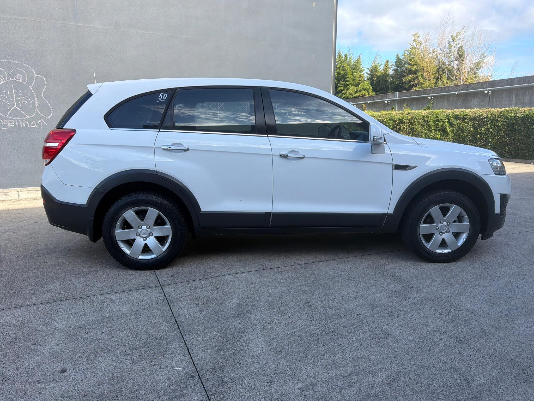 HOLDEN CAPTIVA CG LS WAGON 5DR SPTS AUTO 6SP 2WD 2.4I [MY16] image 17