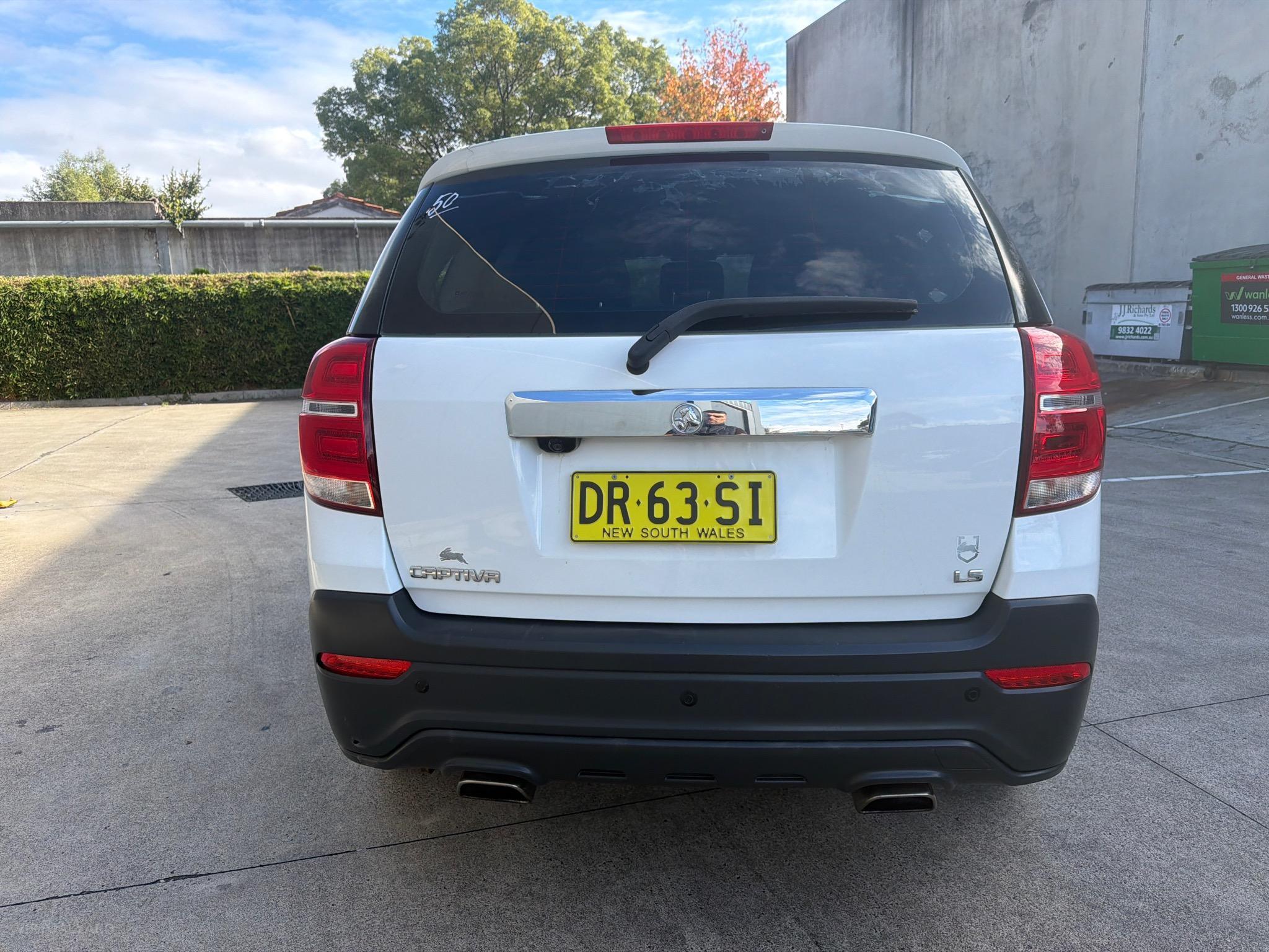 HOLDEN CAPTIVA CG LS WAGON 5DR SPTS AUTO 6SP 2WD 2.4I [MY16] image 4