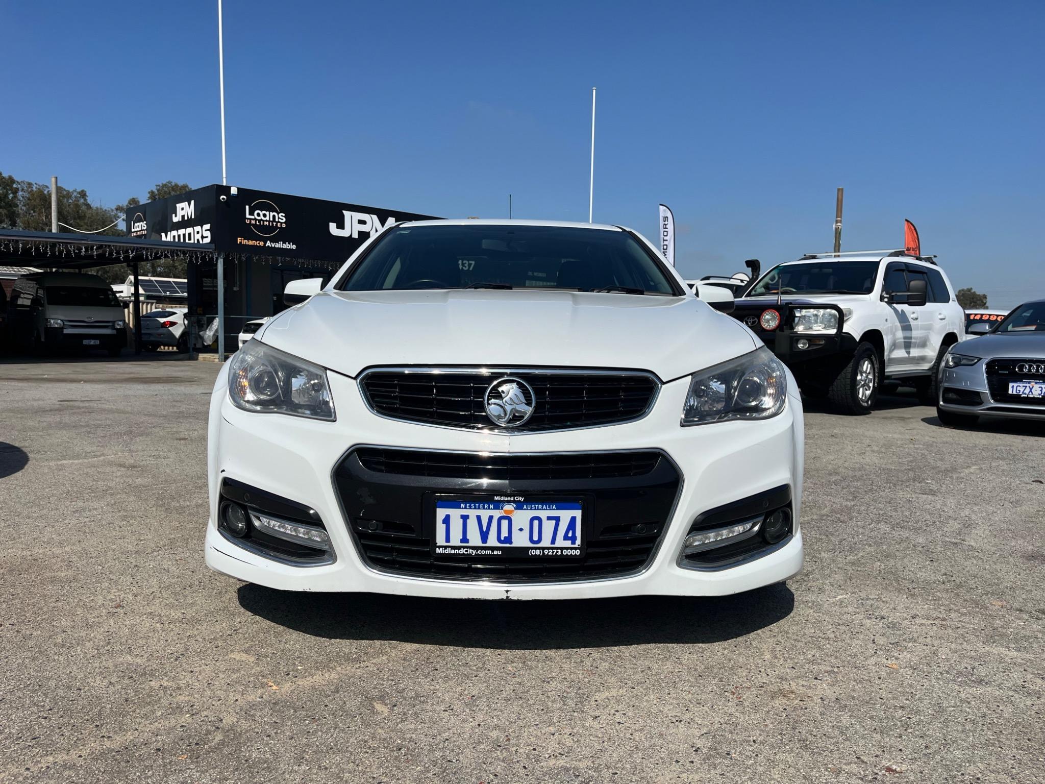 HOLDEN COMMODORE