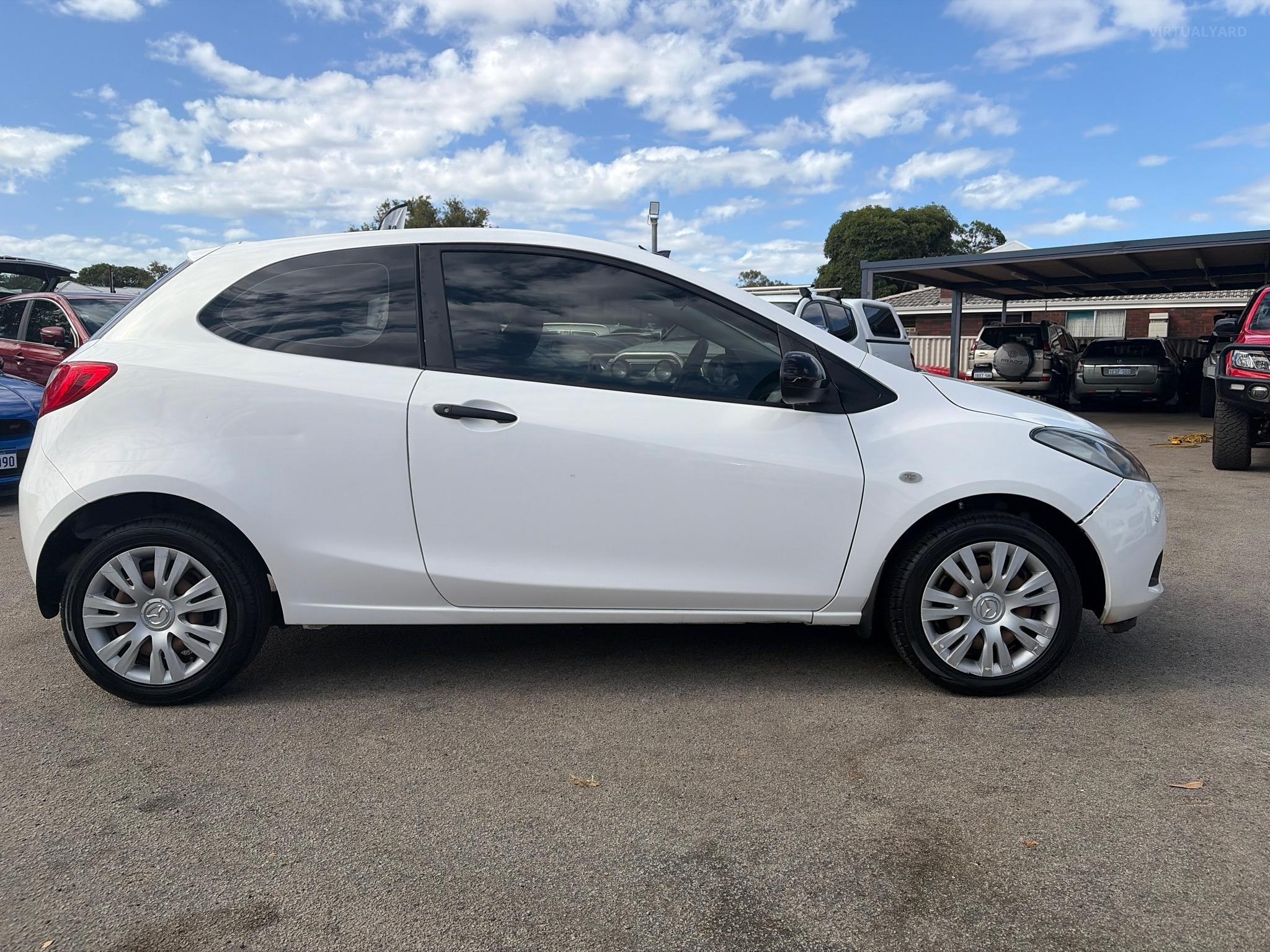 MAZDA MAZDA2