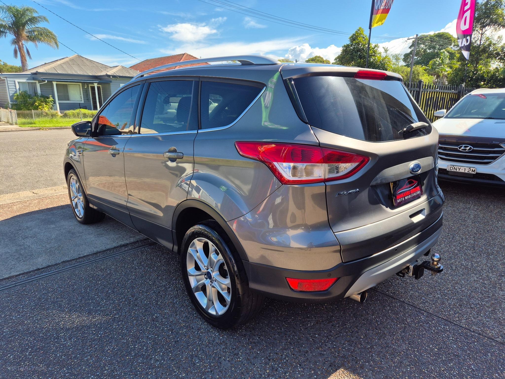 FORD KUGA