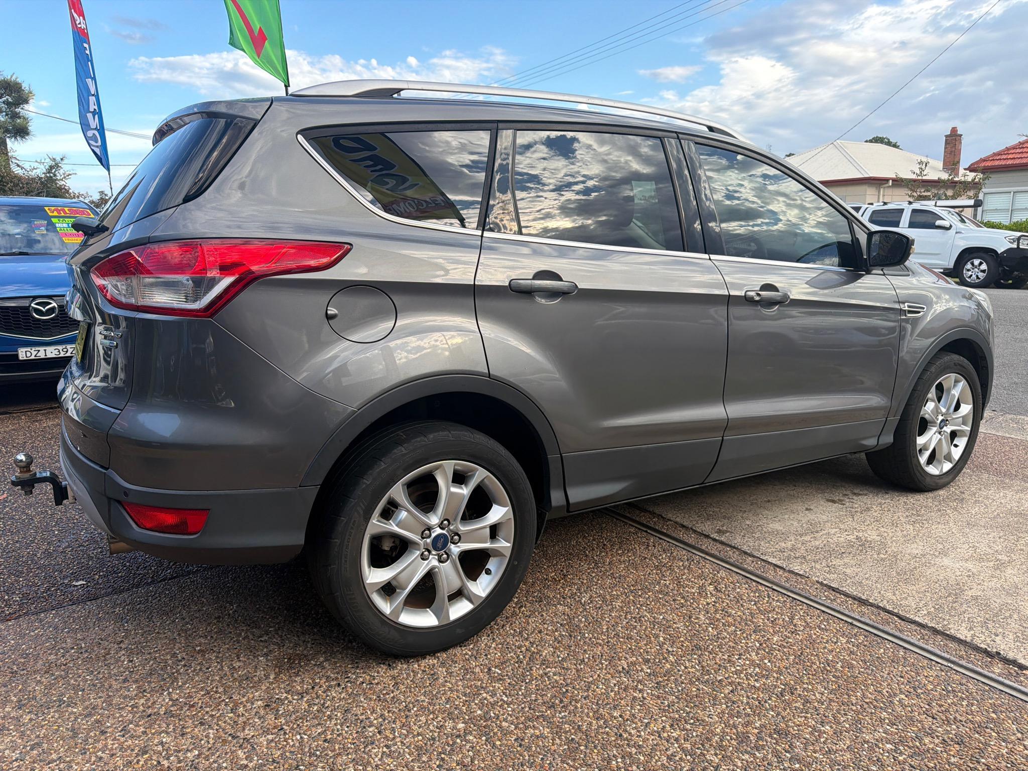 FORD KUGA
