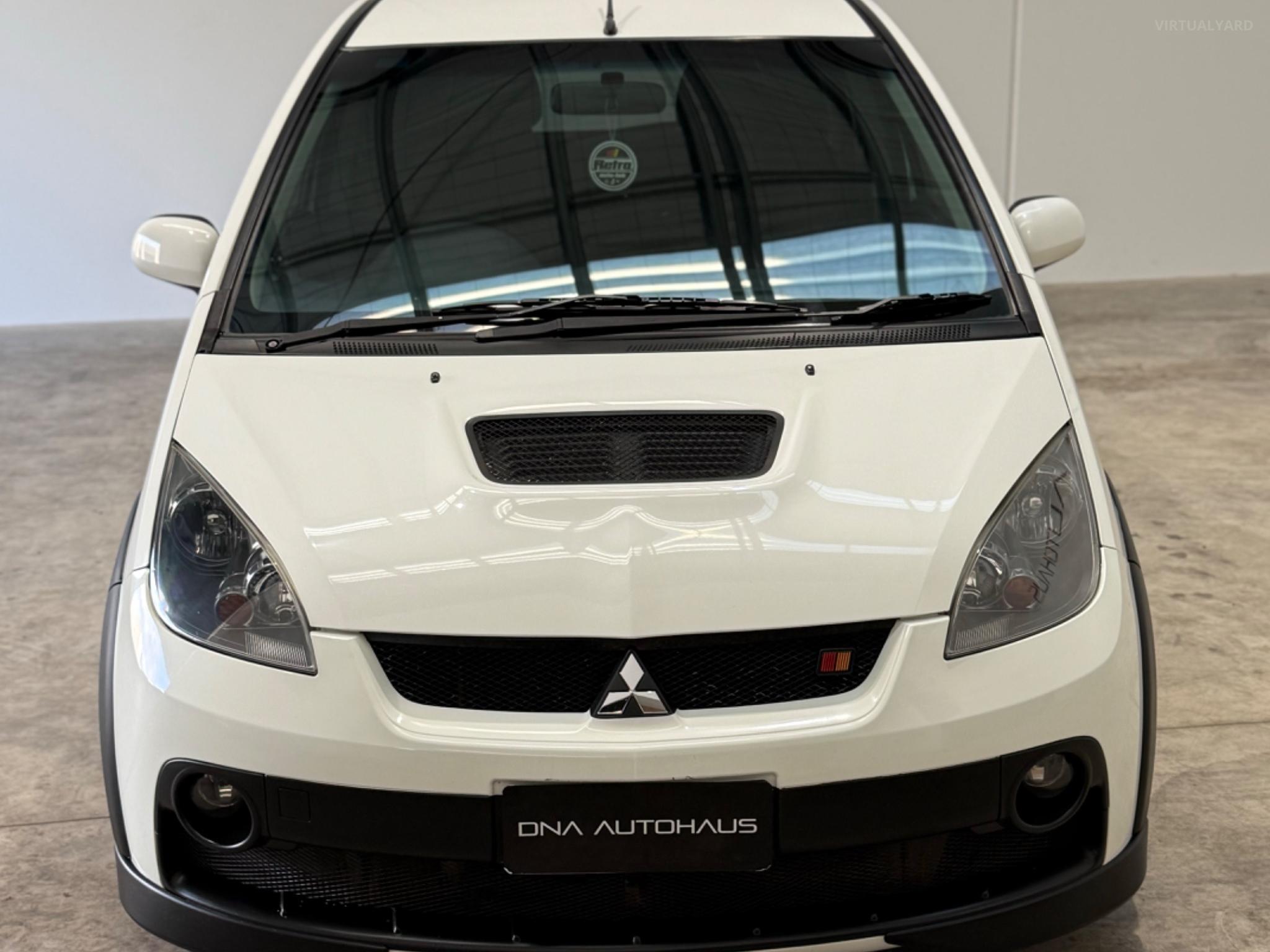 MITSUBISHI COLT