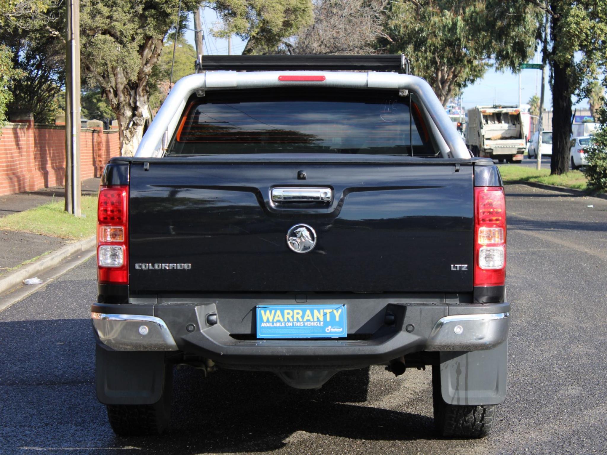 HOLDEN COLORADO