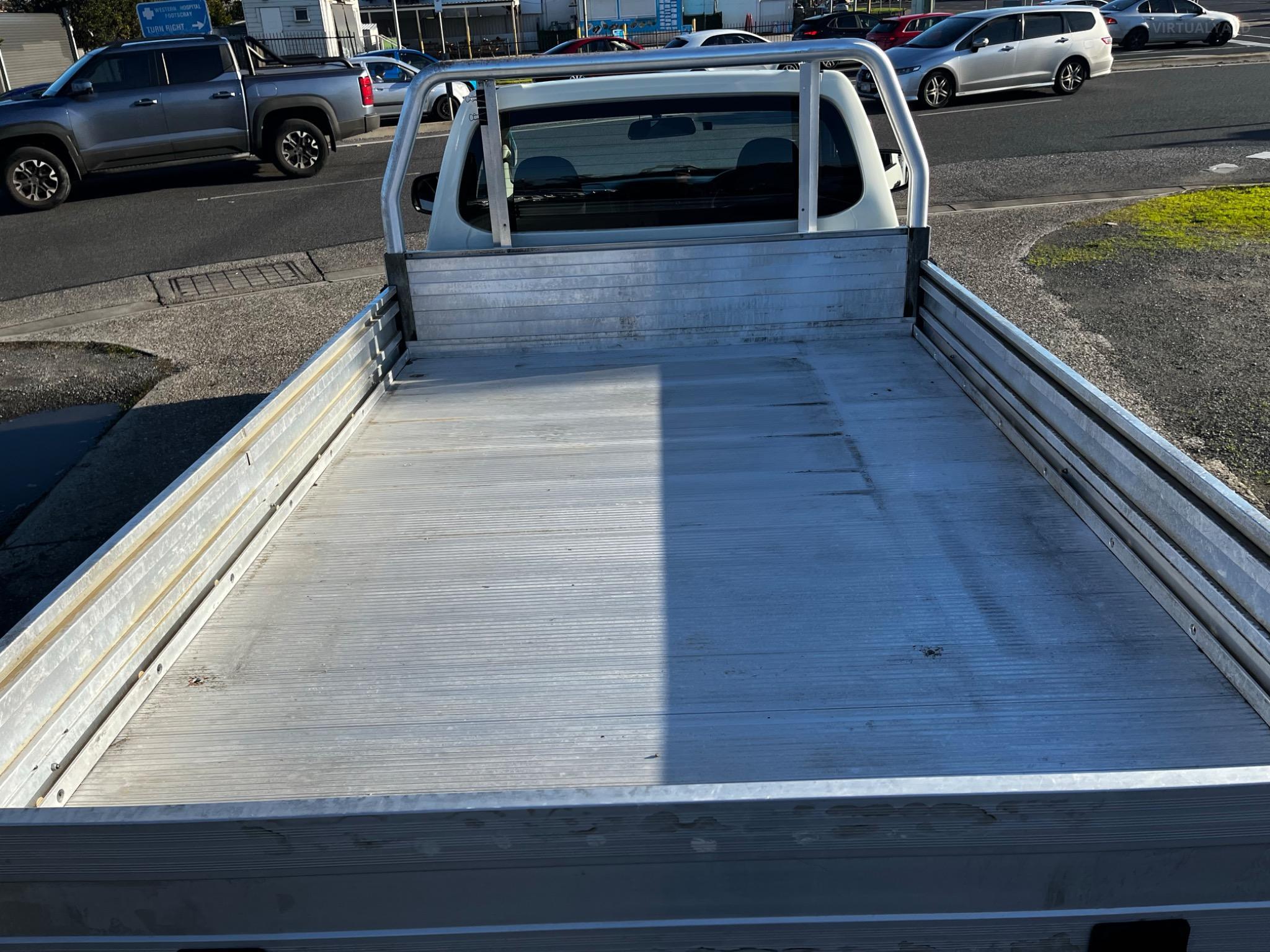 MITSUBISHI TRITON