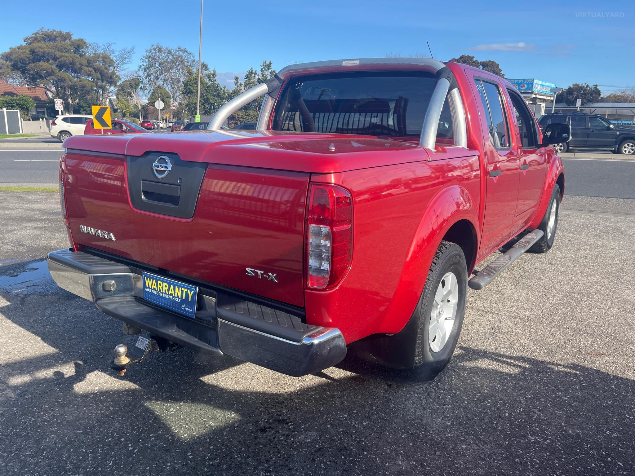NISSAN NAVARA