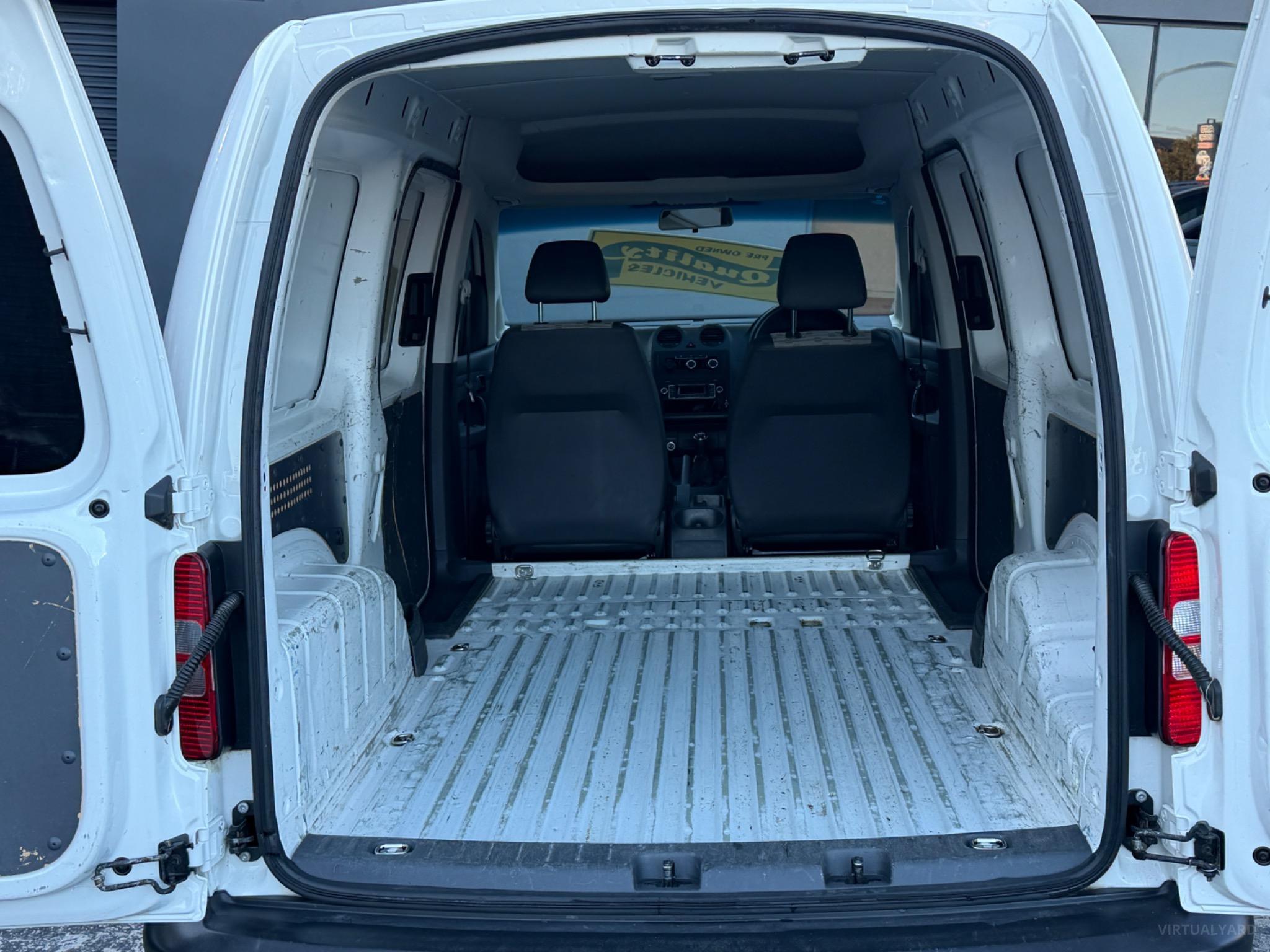 VOLKSWAGEN CADDY