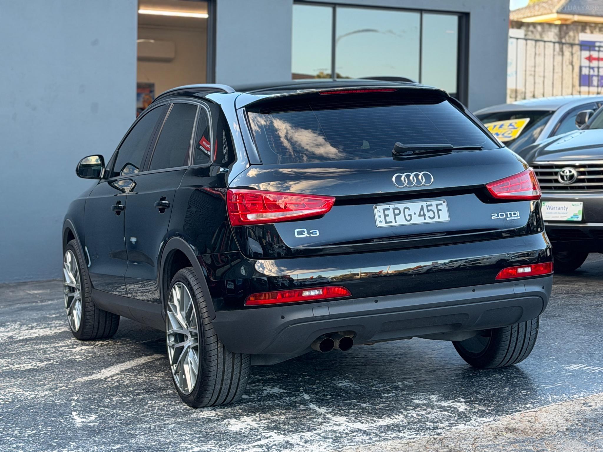 AUDI Q3