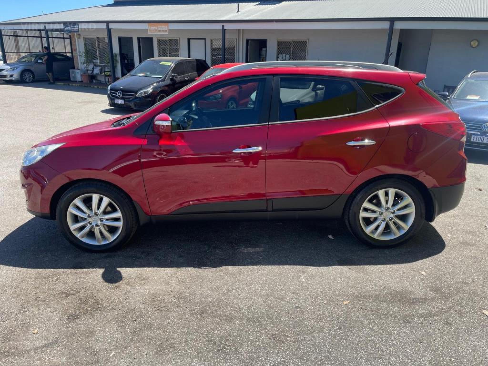 HYUNDAI iX35