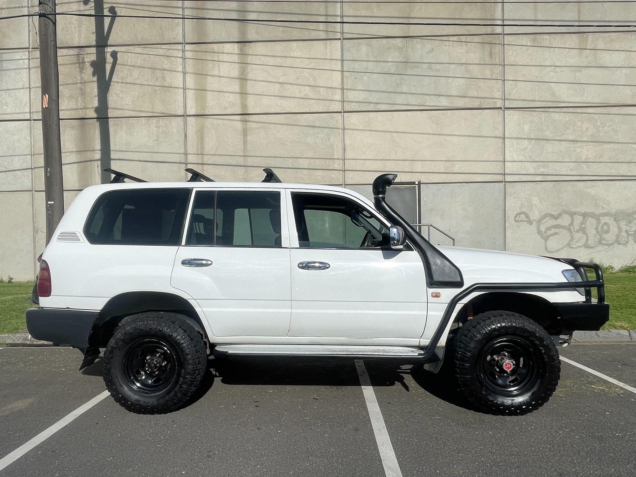 TOYOTA LANDCRUISER