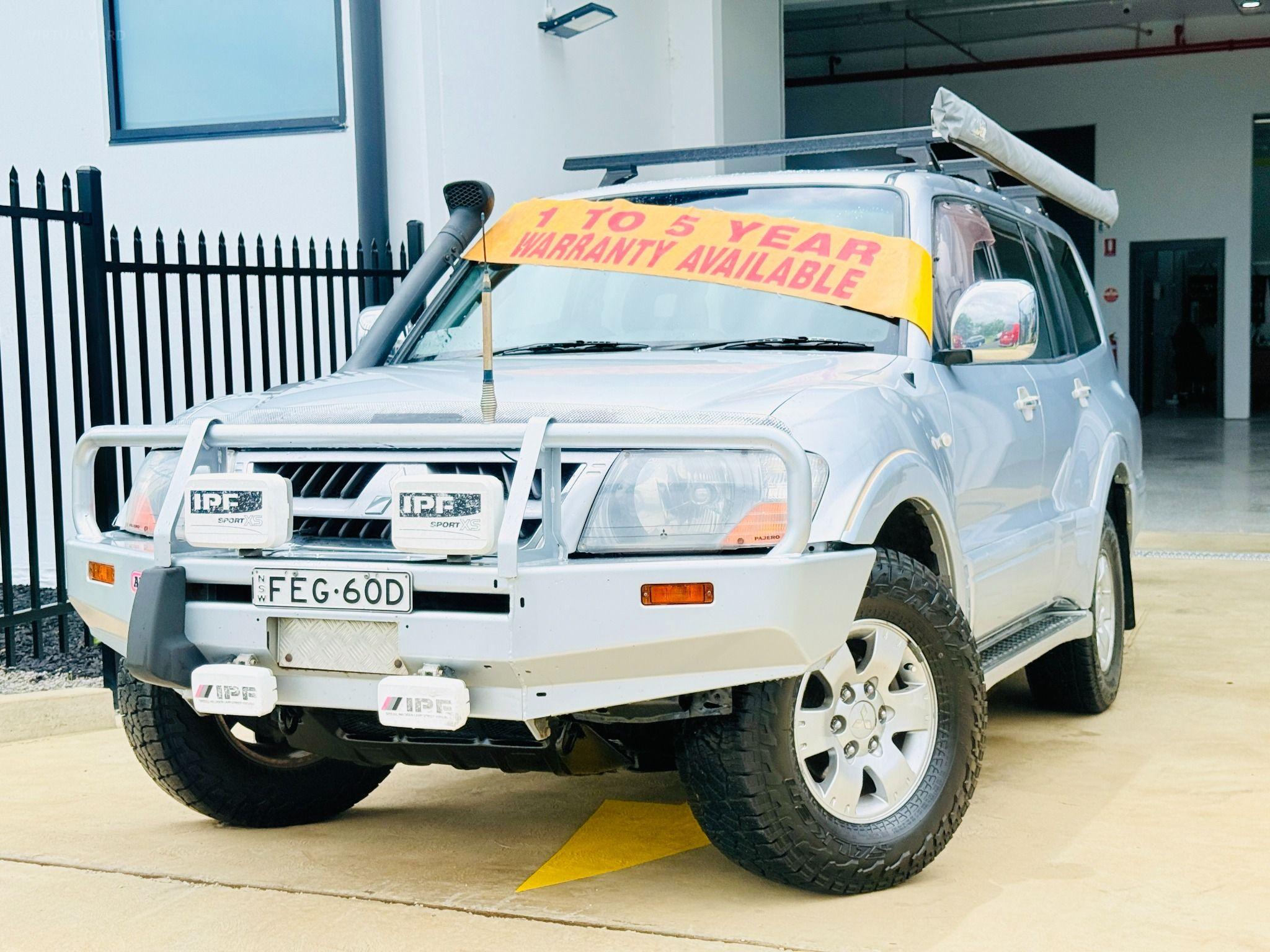 MITSUBISHI PAJERO