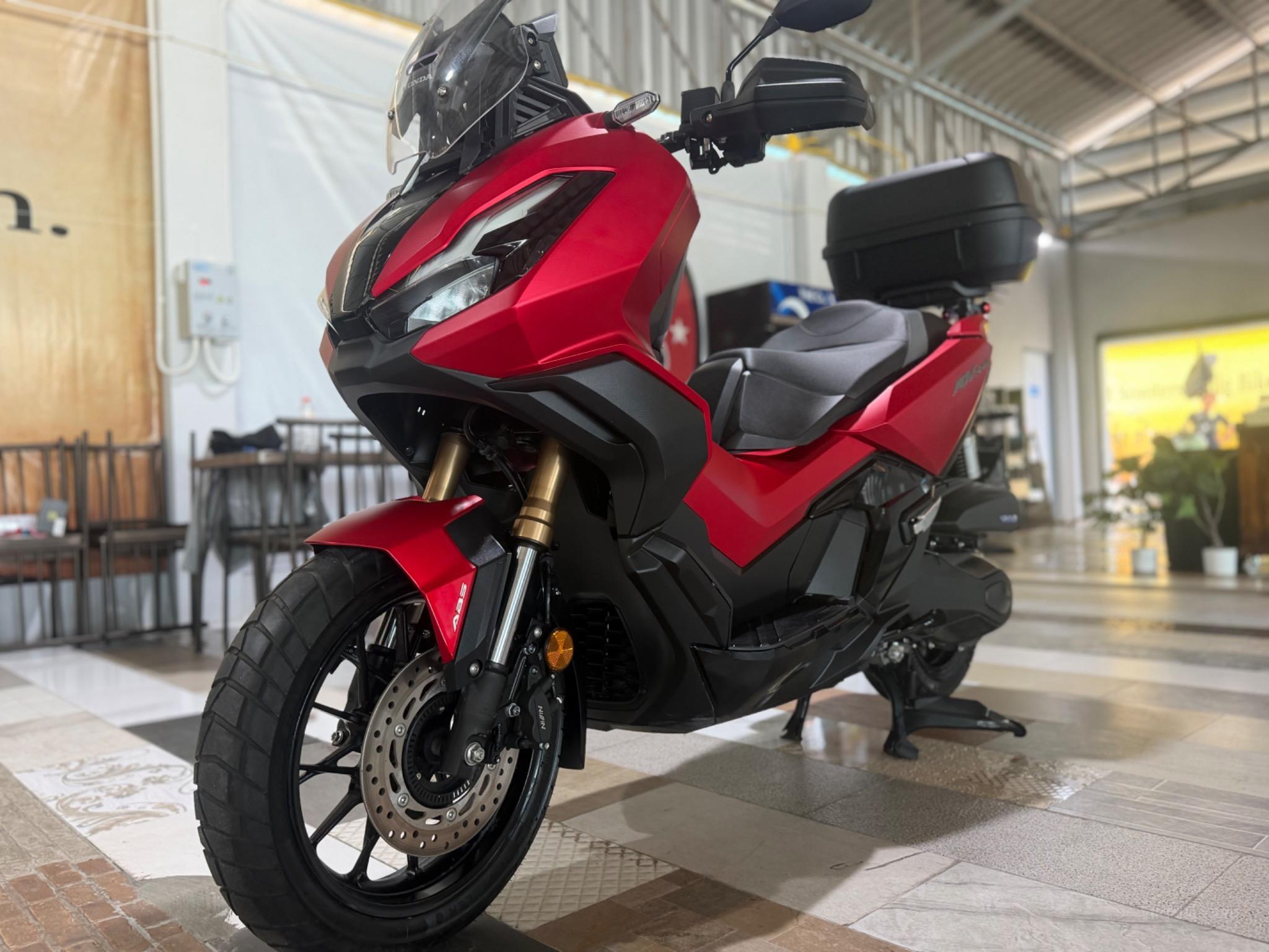 HONDA ADV 350
