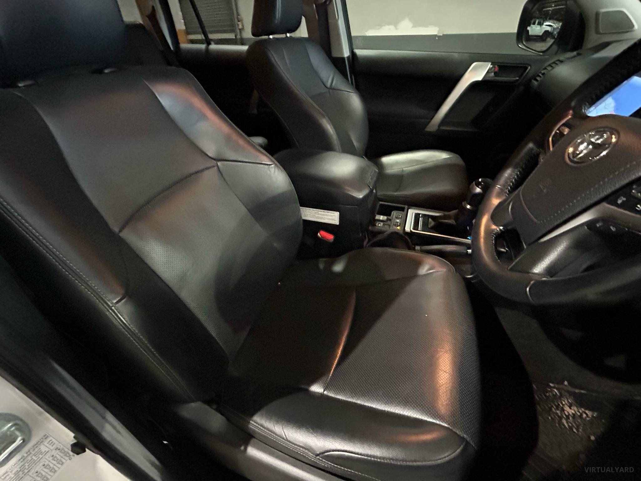 TOYOTA LANDCRUISER PRADO