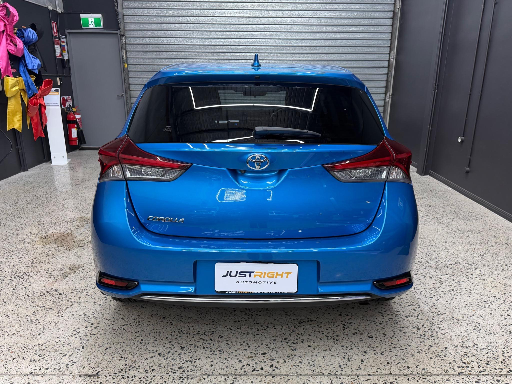 TOYOTA COROLLA