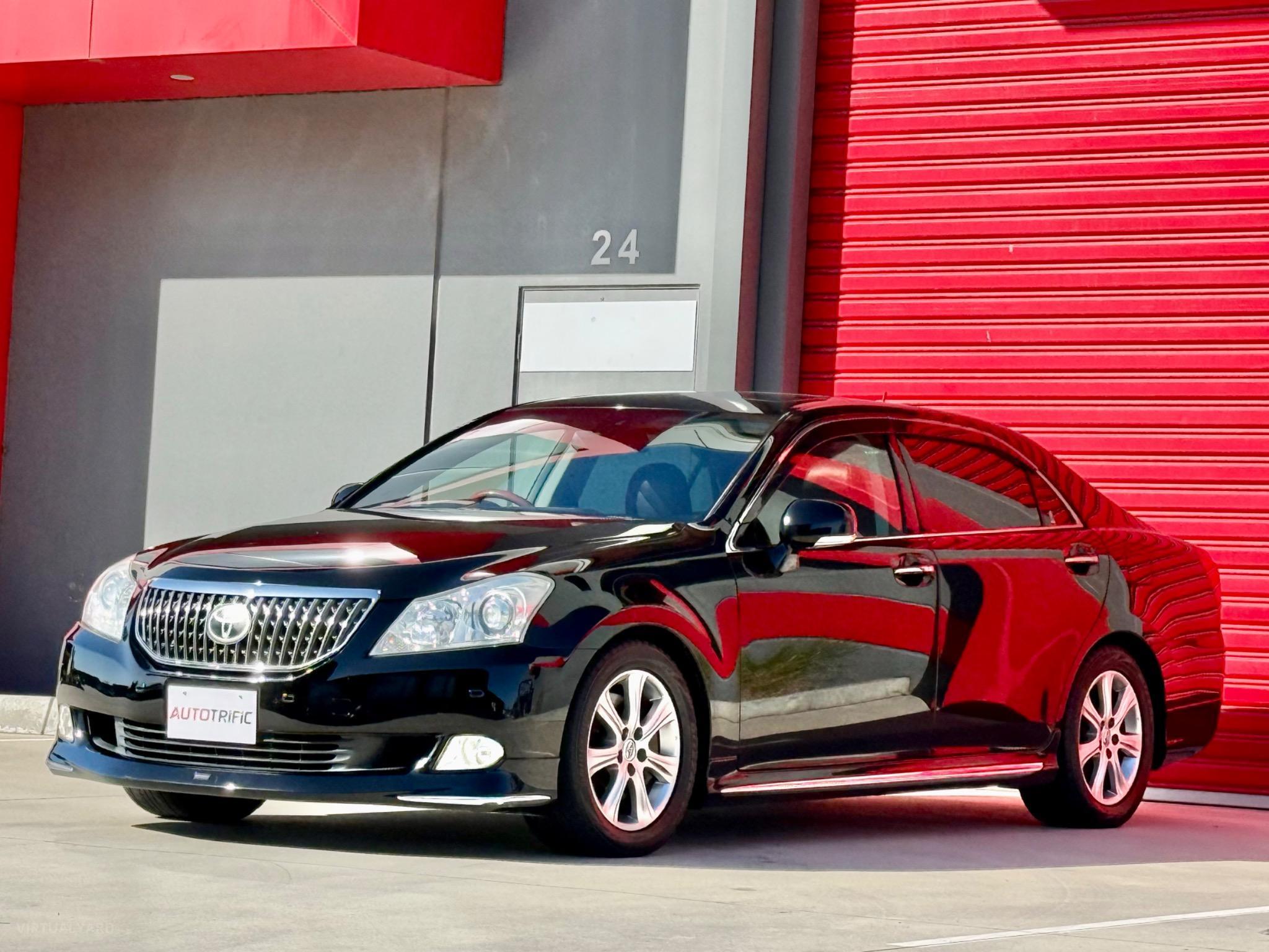 TOYOTA CROWN