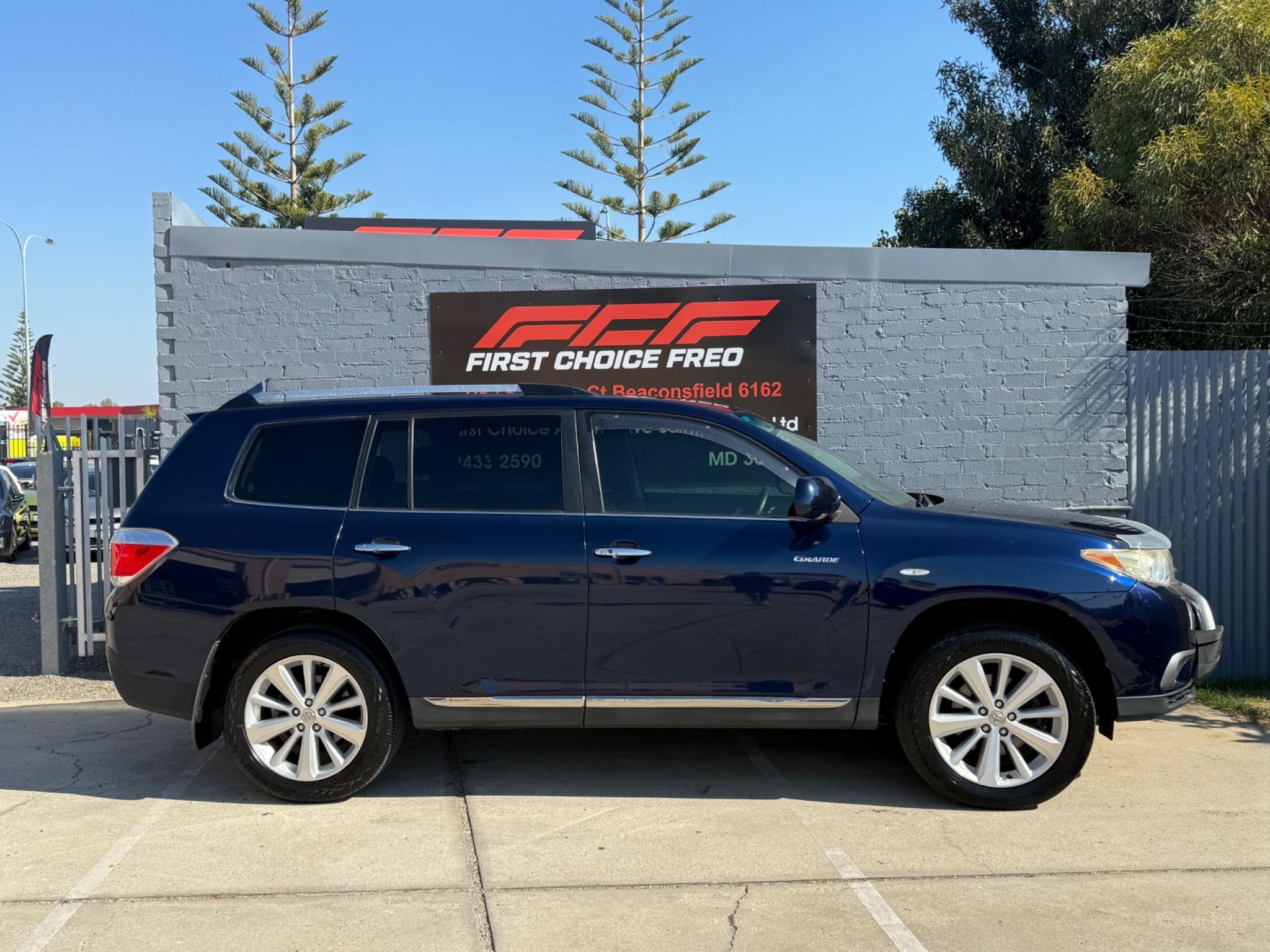 TOYOTA KLUGER