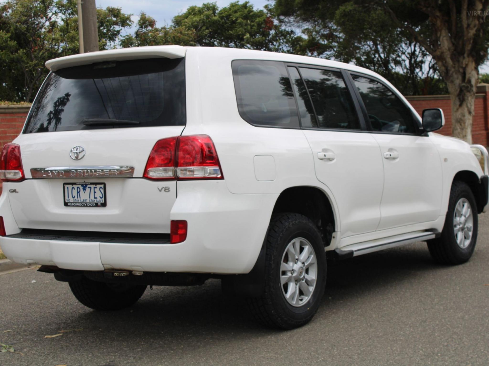 TOYOTA LANDCRUISER