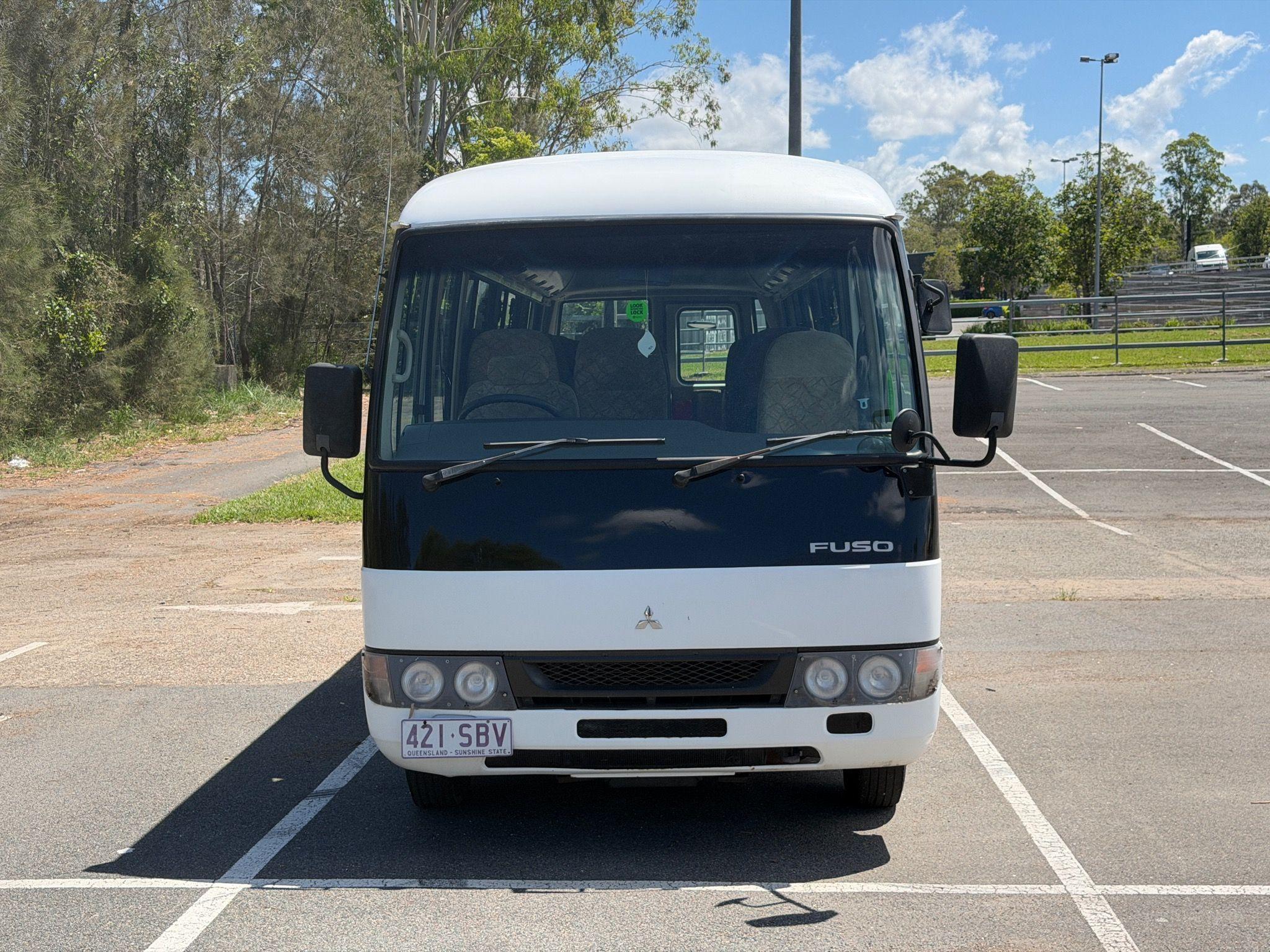 MITSUBISHI Fuso Rosa