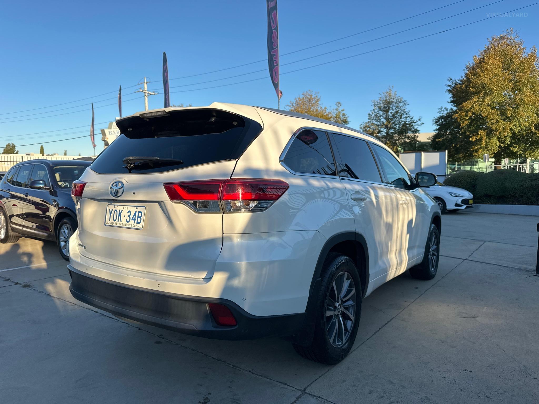 TOYOTA KLUGER