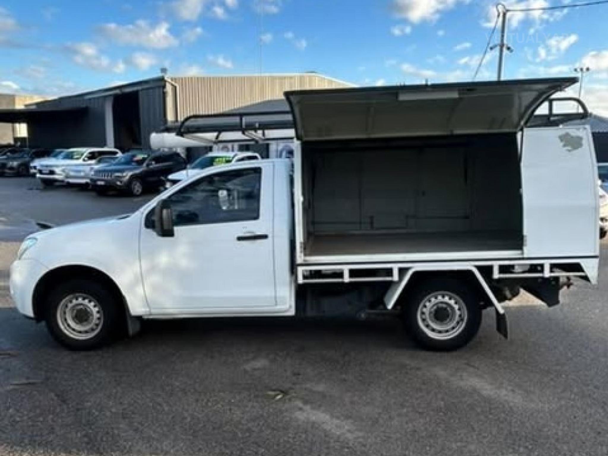 ISUZU D-MAX