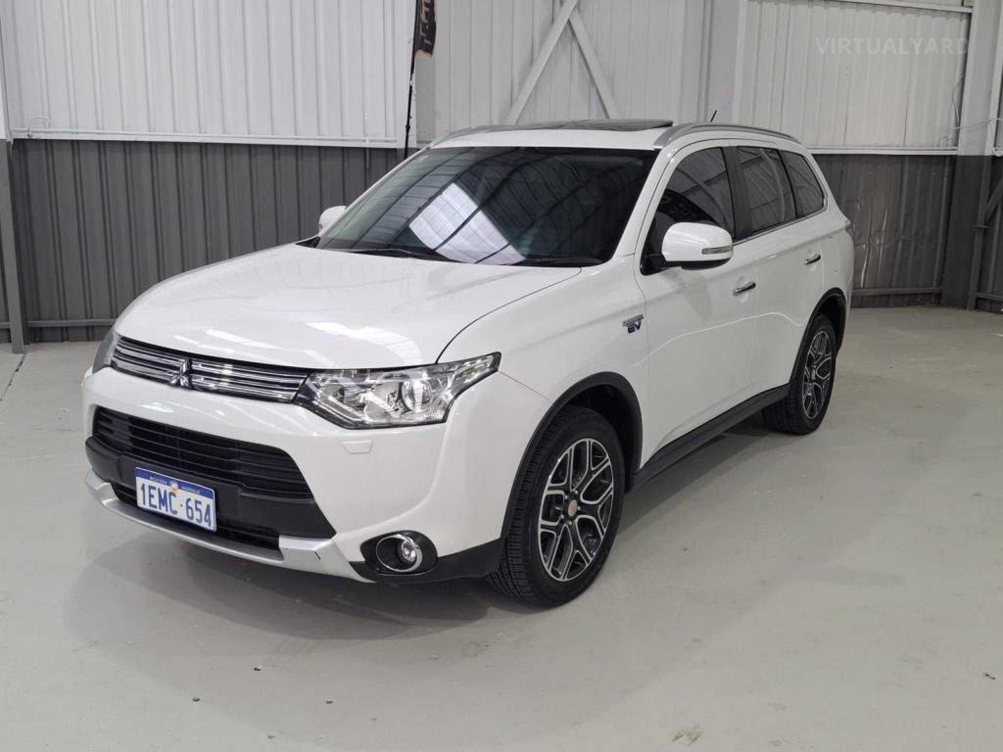 MITSUBISHI OUTLANDER