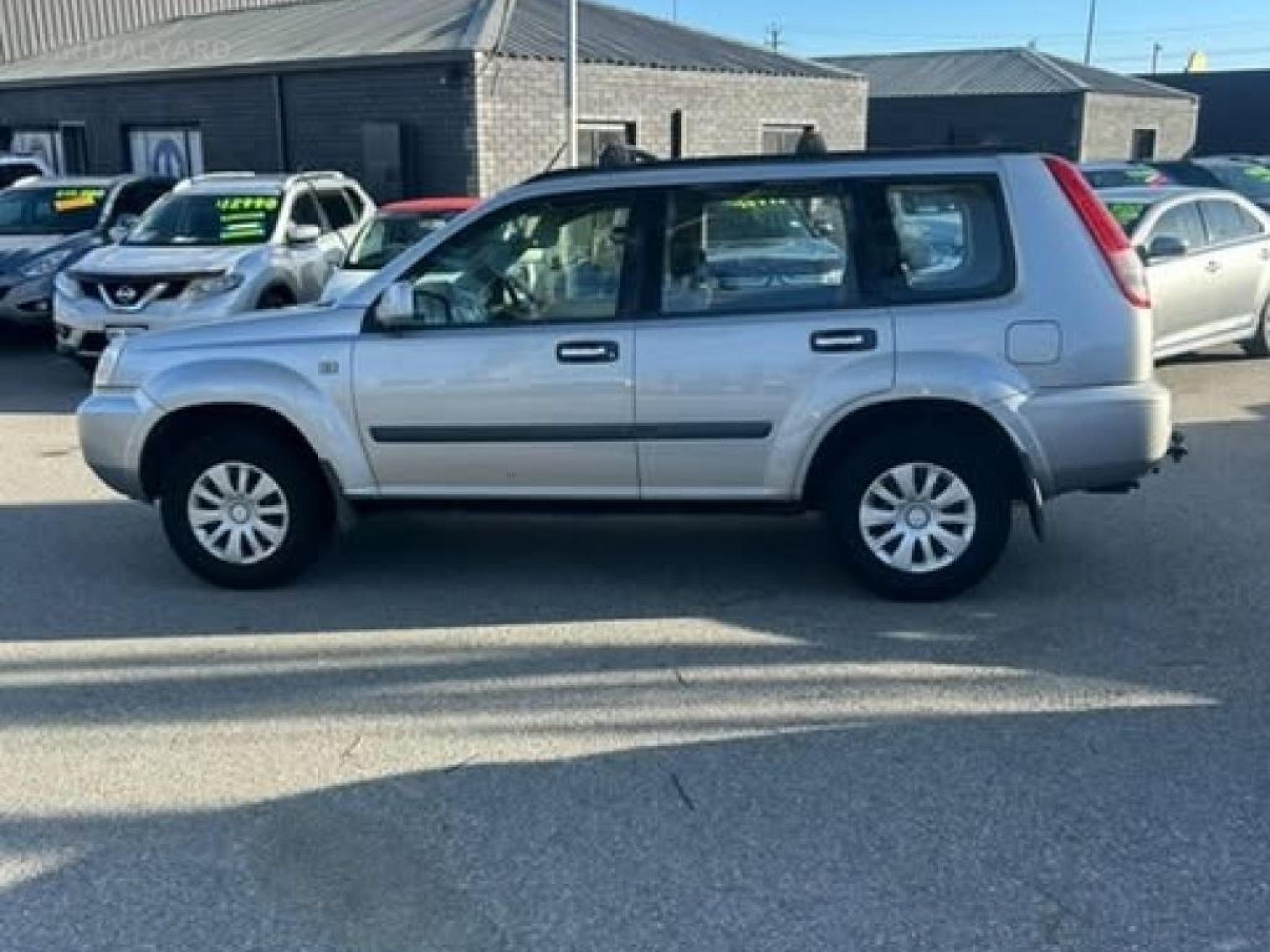 NISSAN X-TRAIL