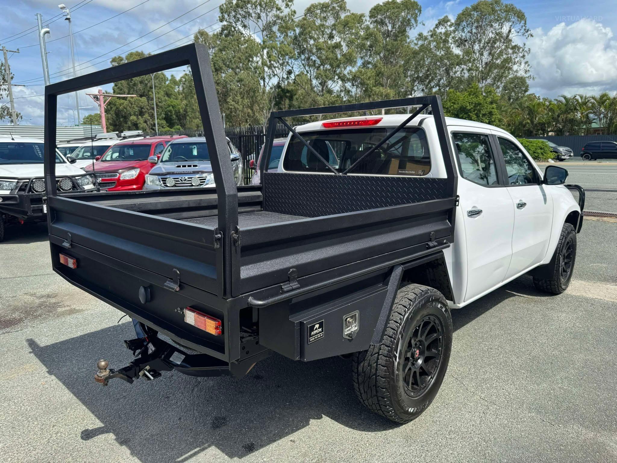 MERCEDES-BENZ X