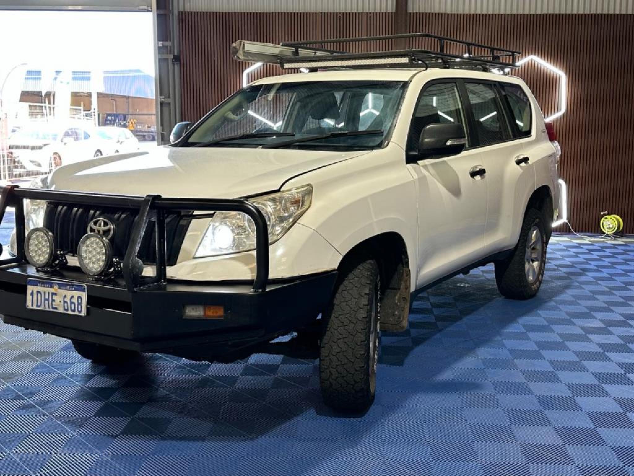 TOYOTA LANDCRUISER