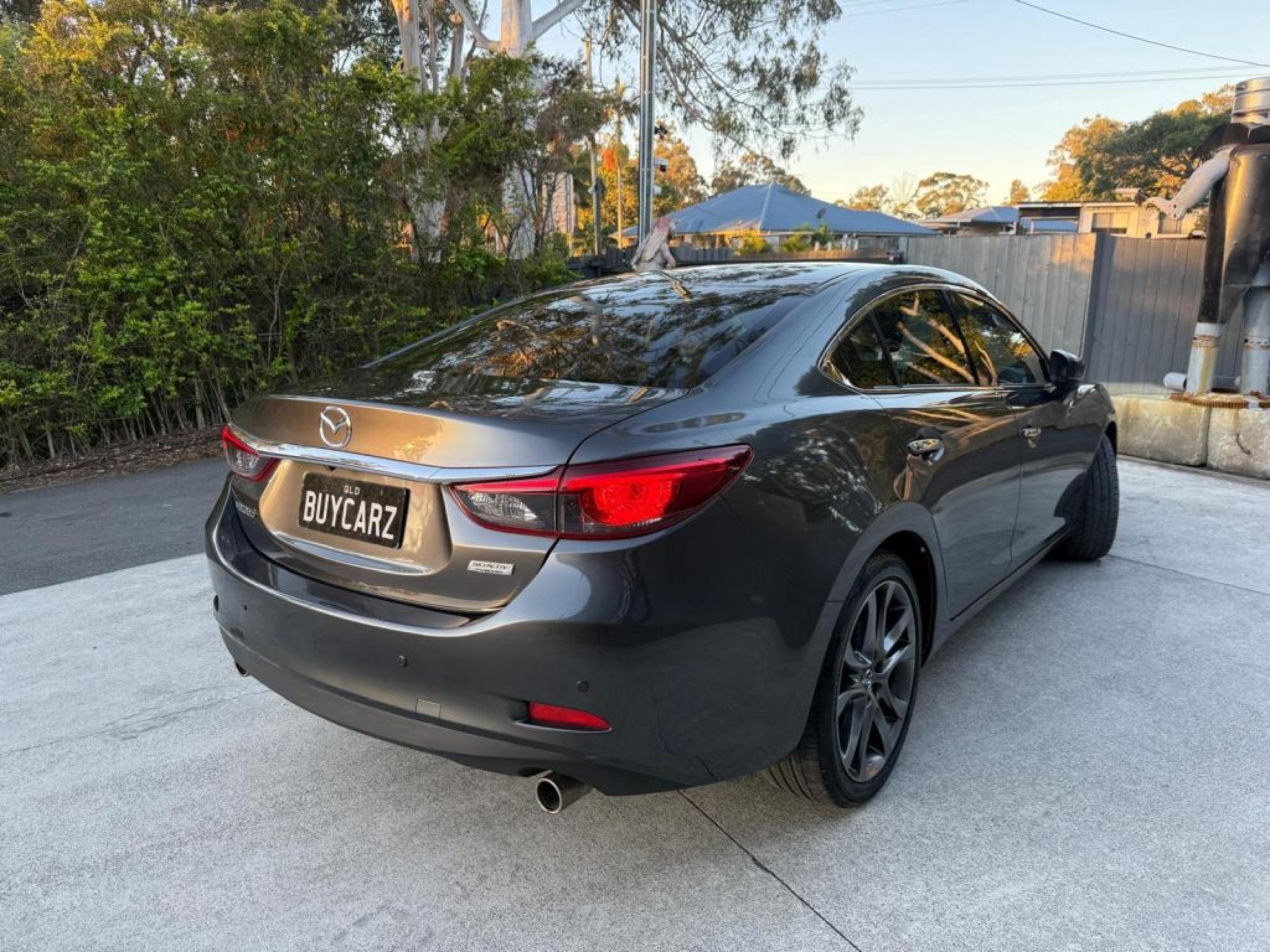Mazda 6