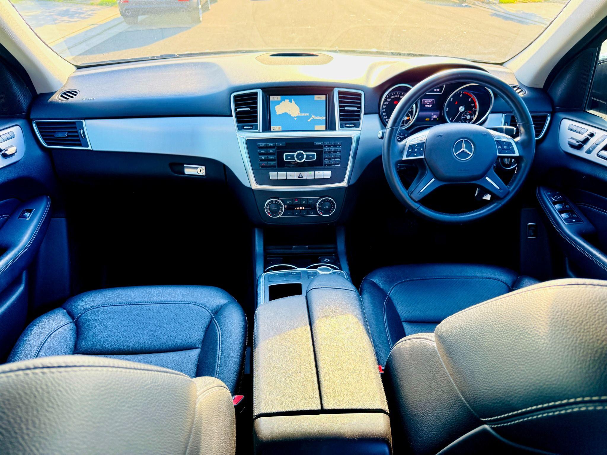 MERCEDES-BENZ ML250