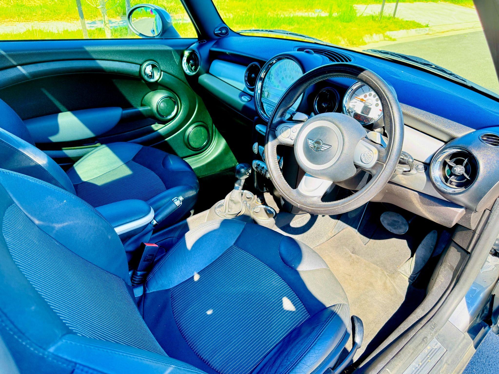 MINI COOPER