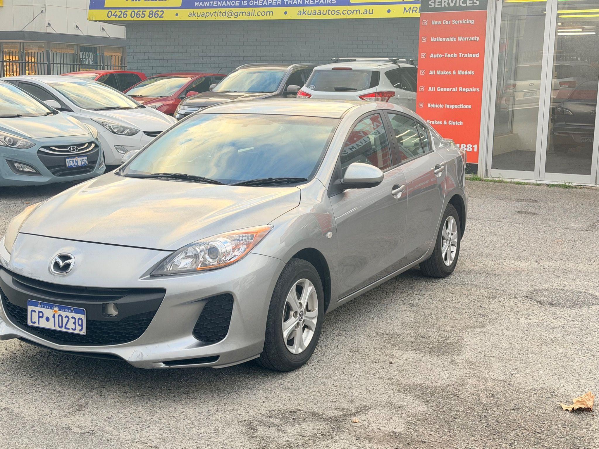 MAZDA MAZDA3