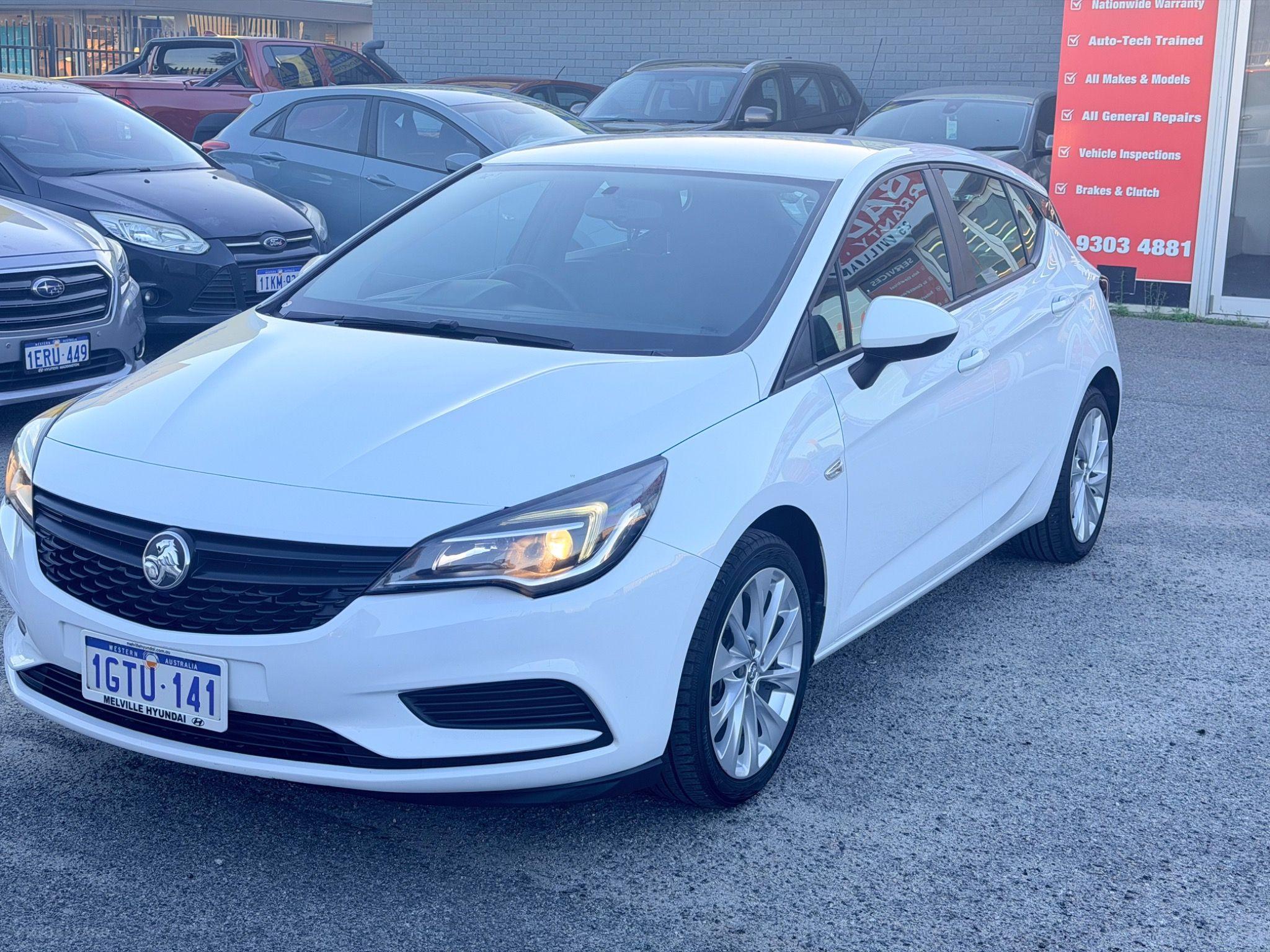 HOLDEN ASTRA