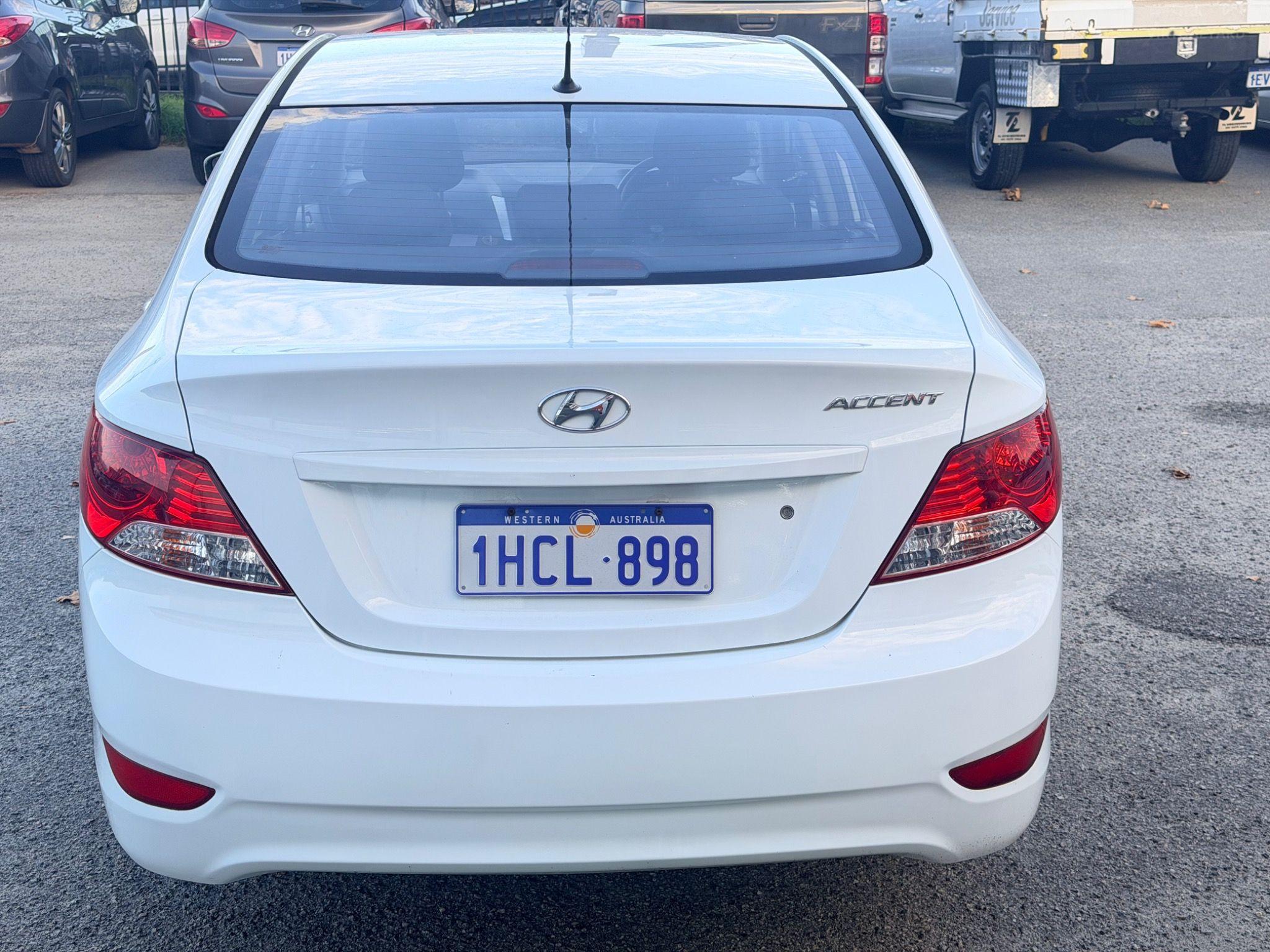 HYUNDAI ACCENT