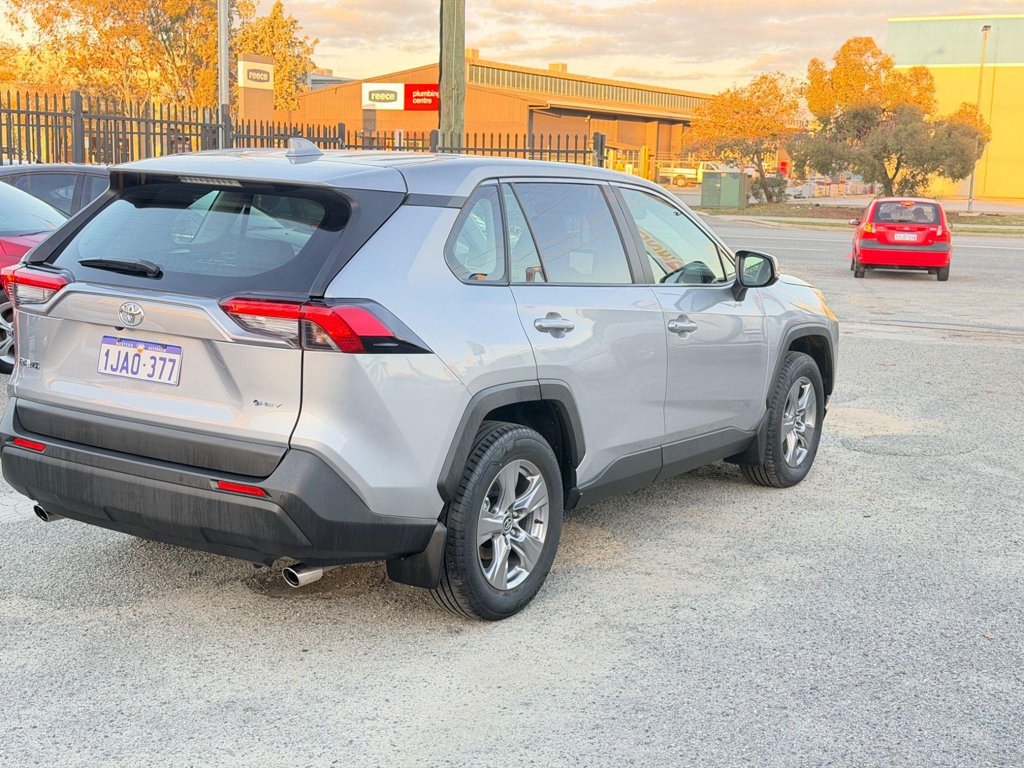 TOYOTA RAV4