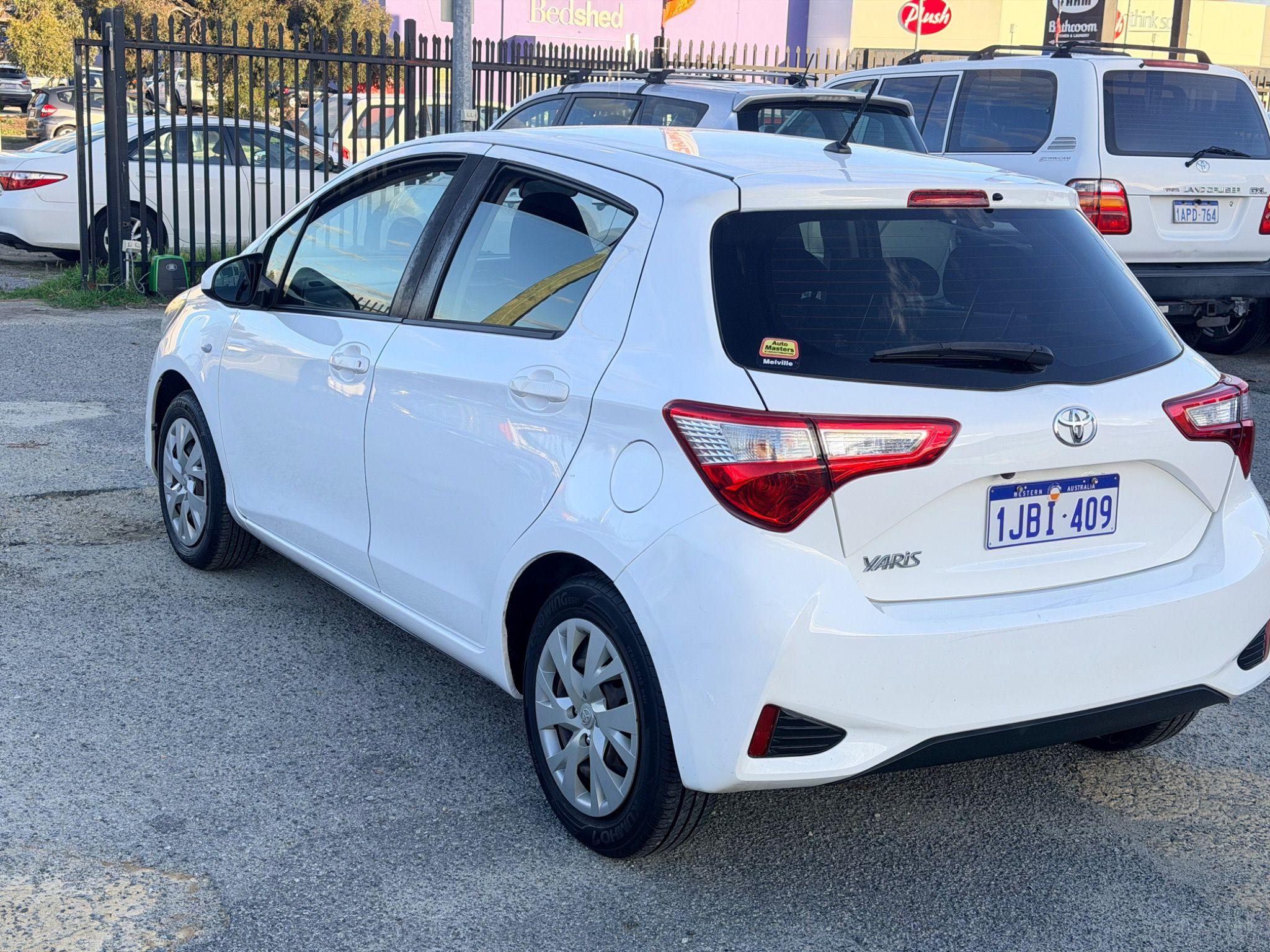 TOYOTA YARIS