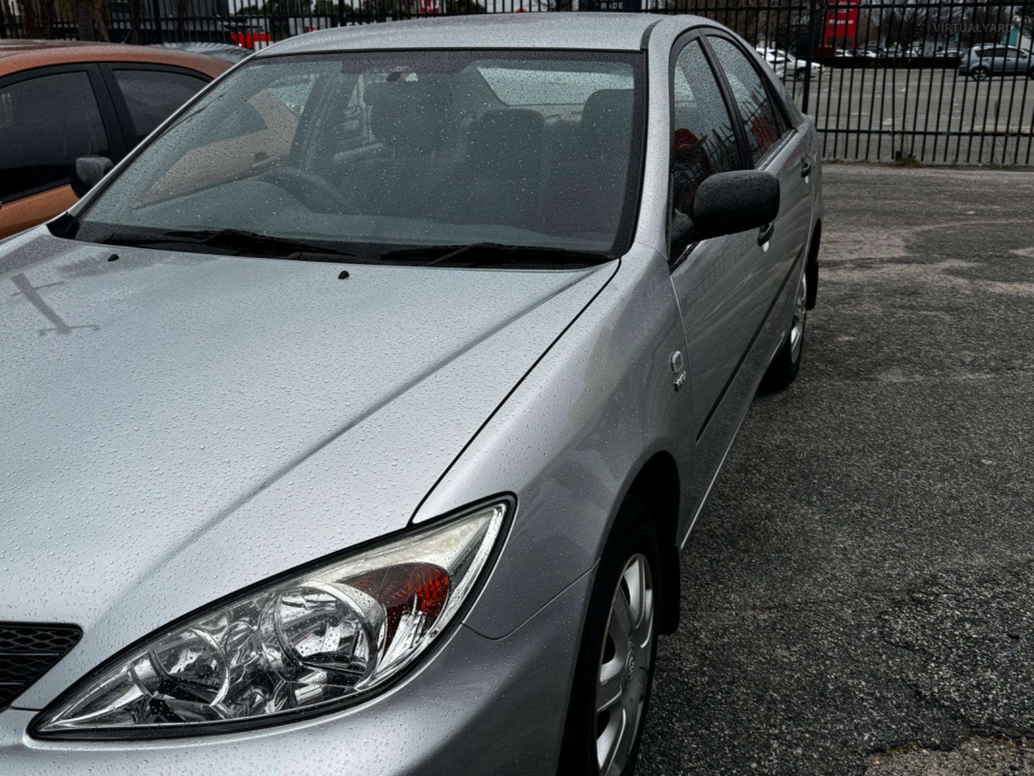 TOYOTA CAMRY
