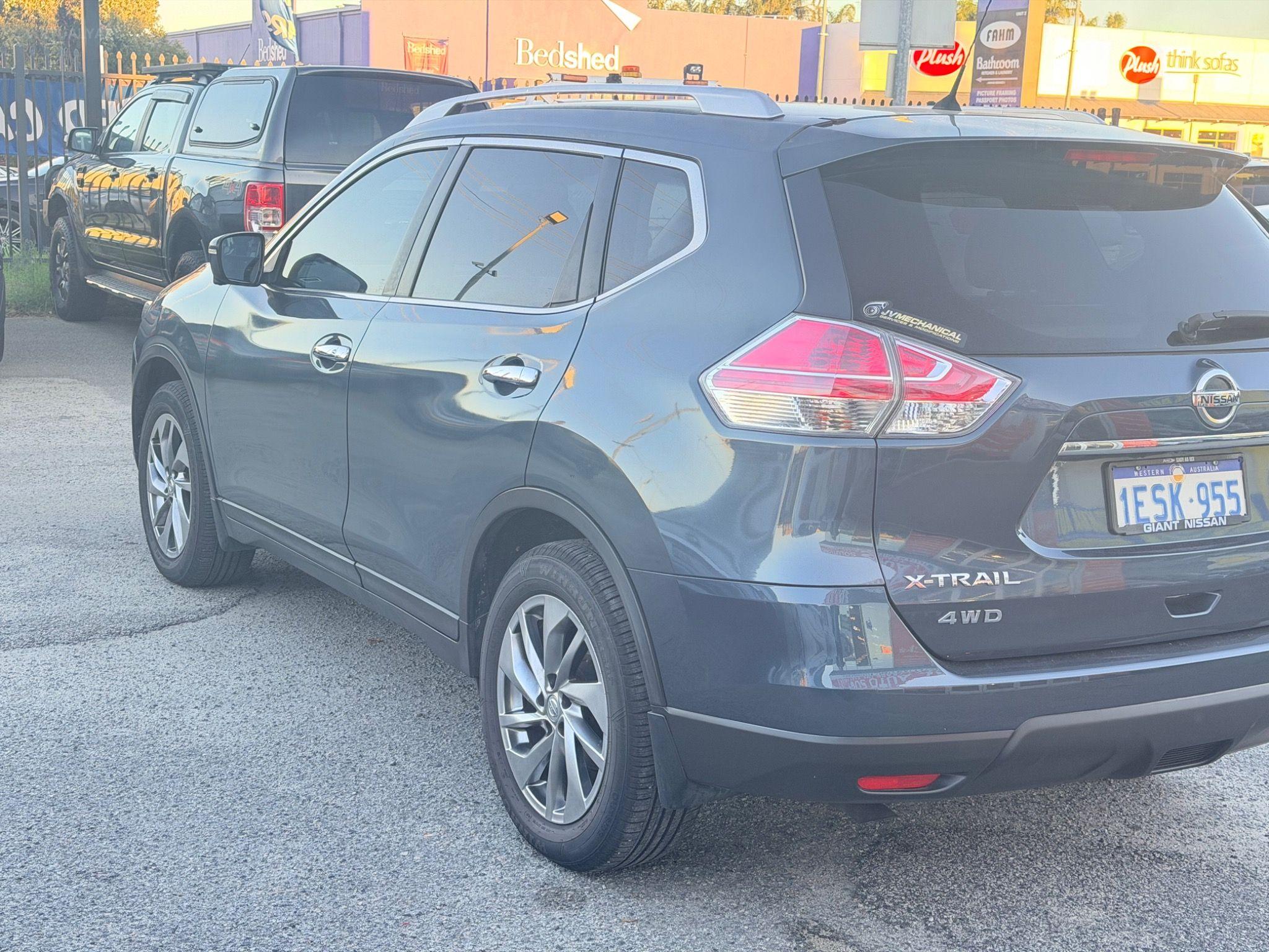 NISSAN X-TRAIL